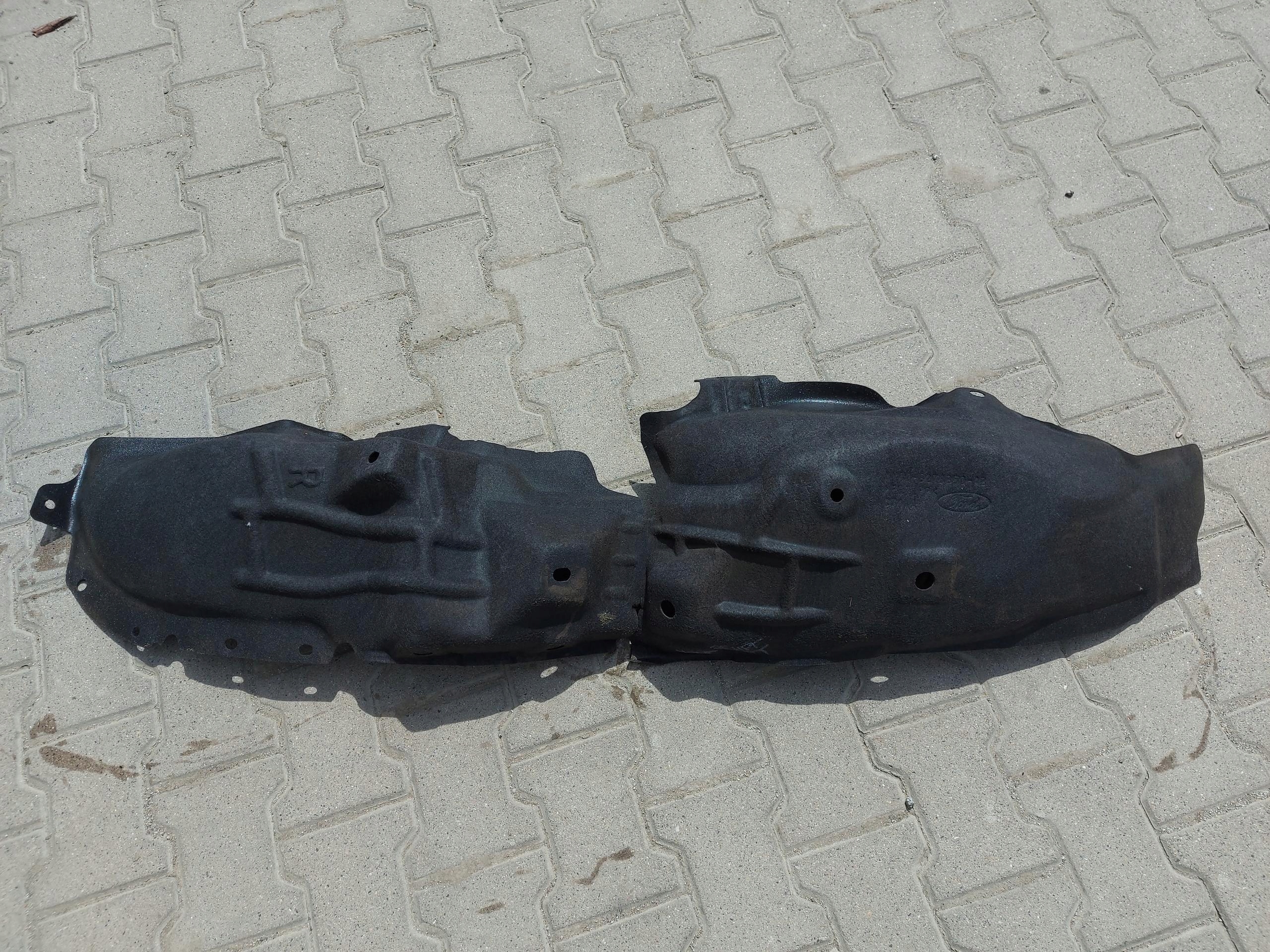 FORD KUGA MK3 mudguard right rear part