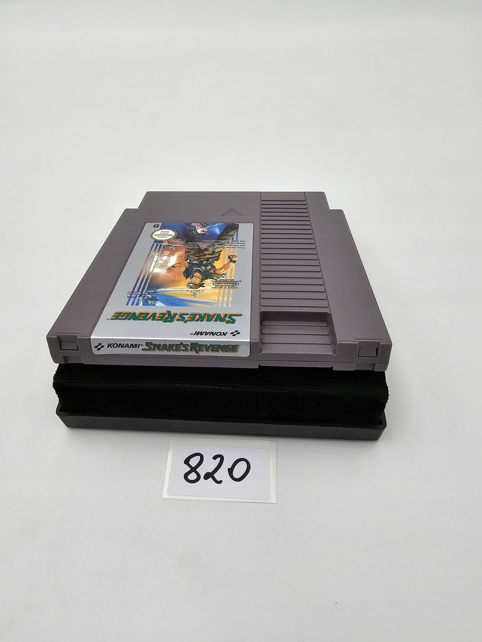 NINTENDO NES SNAKE'S REVENGE + INSTRUKCJA ORYGINAŁ Wydawca Nintendo