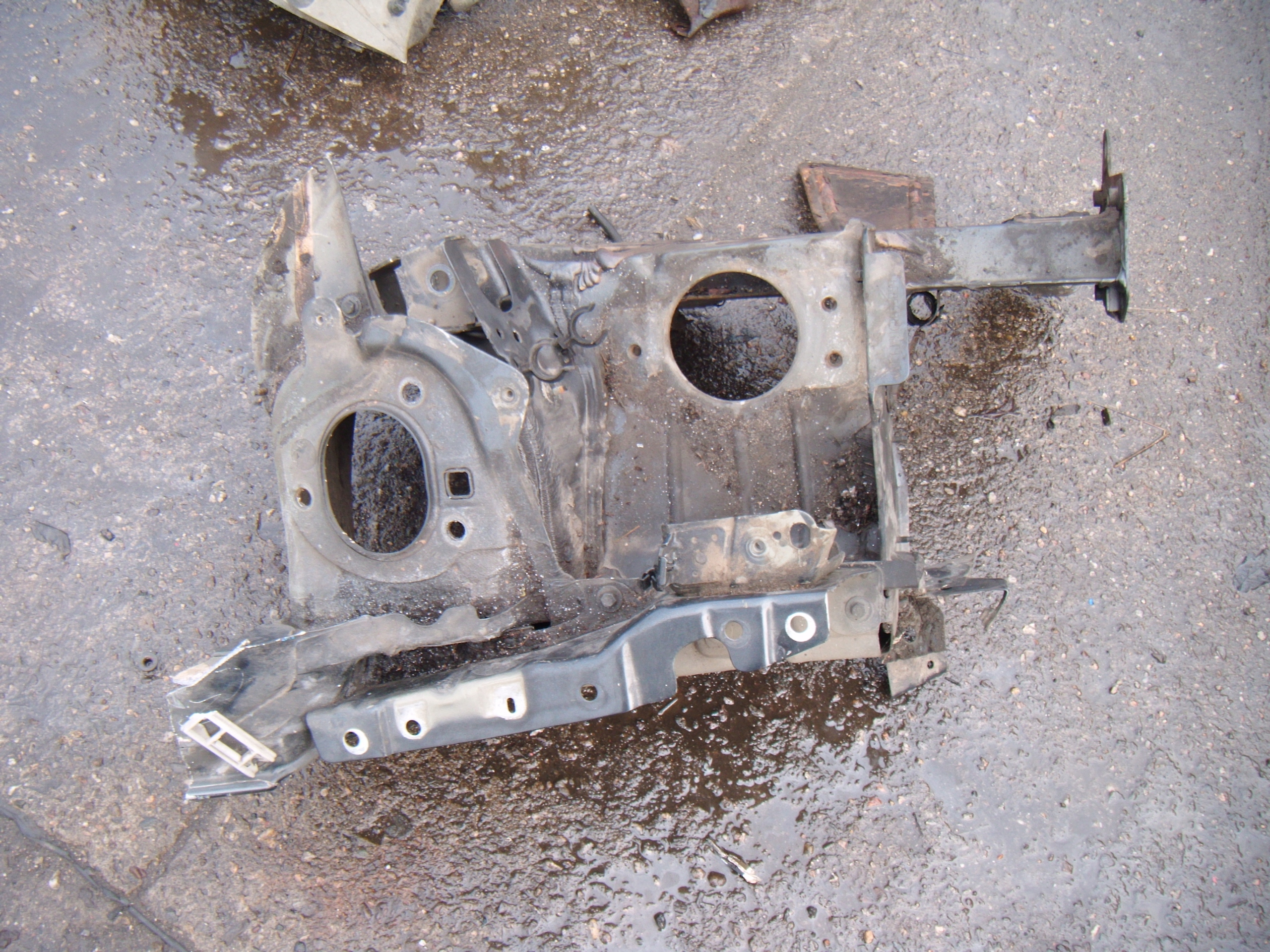 RENAULT SCENIC 2 II 03-09 PODŁUŻNICA RAMA FARTUCH ĆWIARTKA - PRAWA PRZEDNIA