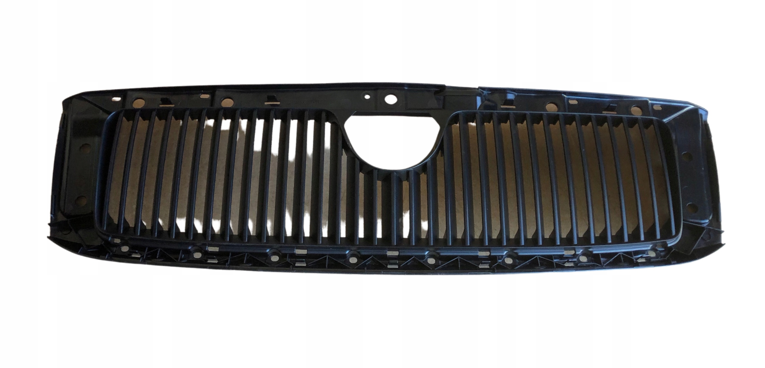 SKODA SUPERB I 2001-2006 RAMKA GRILLA ATRAPY