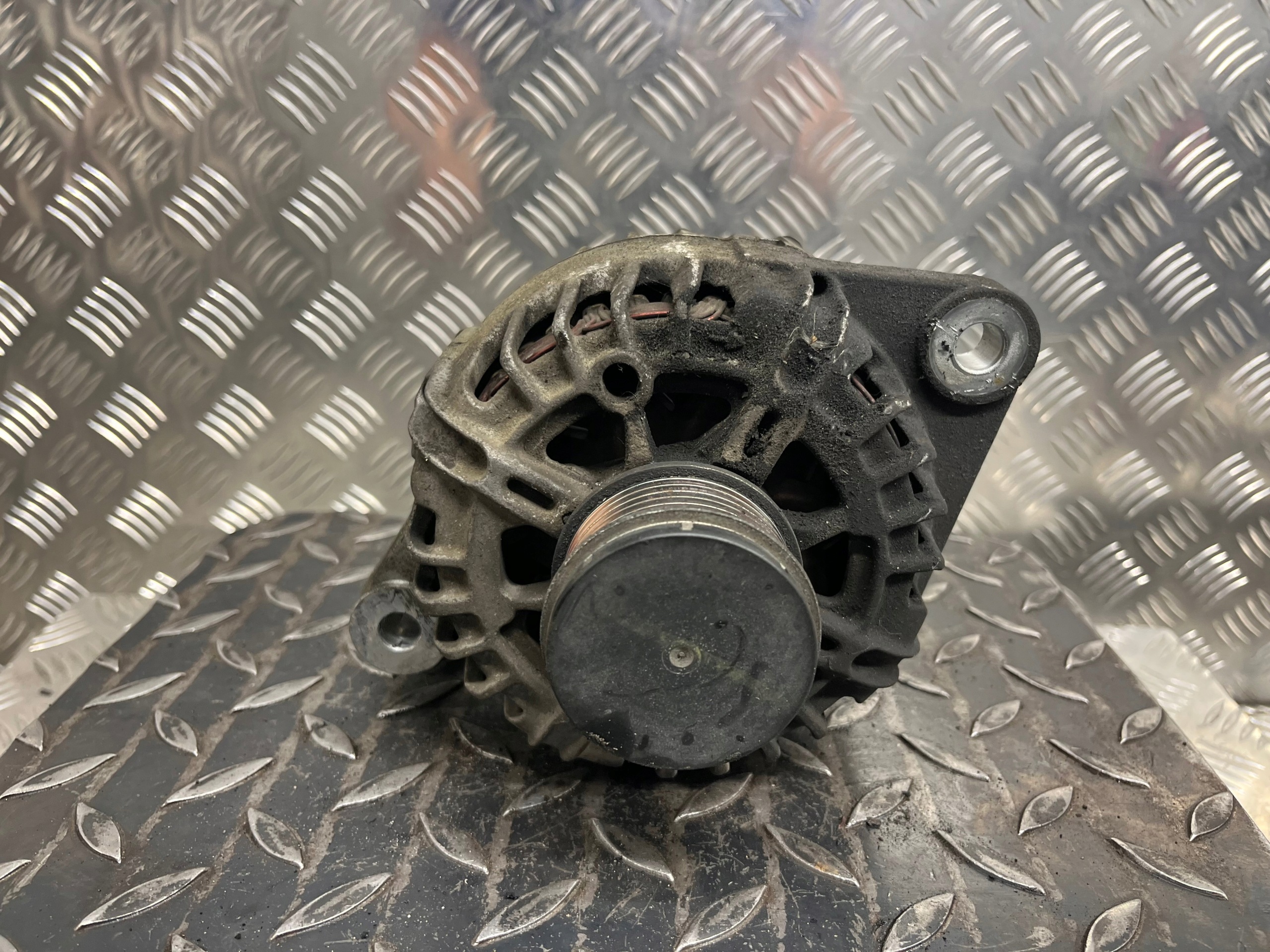 ALTERNATOR OPEL ASTRA J13502581