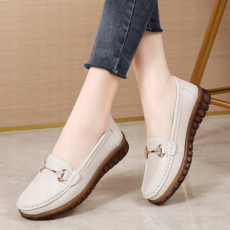 BEŻOWE SKÓRZANE MOKASYNY PÓŁBUTY DAMSKIE PŁASKIE Kod producenta 885