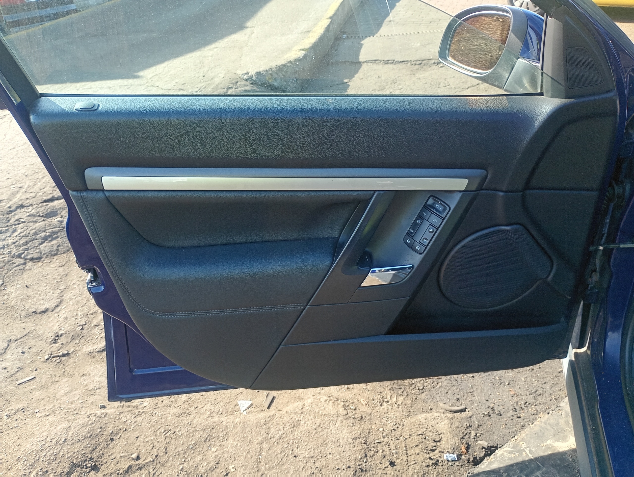 upholstery left side left front Opel Vectra C FL 04-08