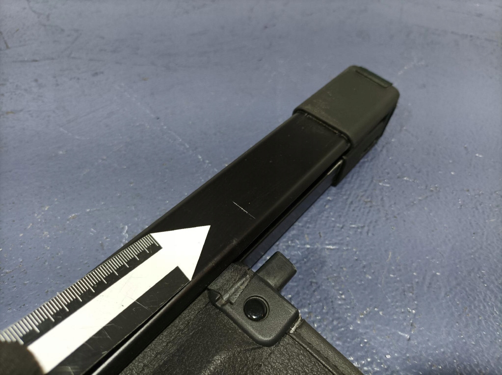 mazda ролета багажника