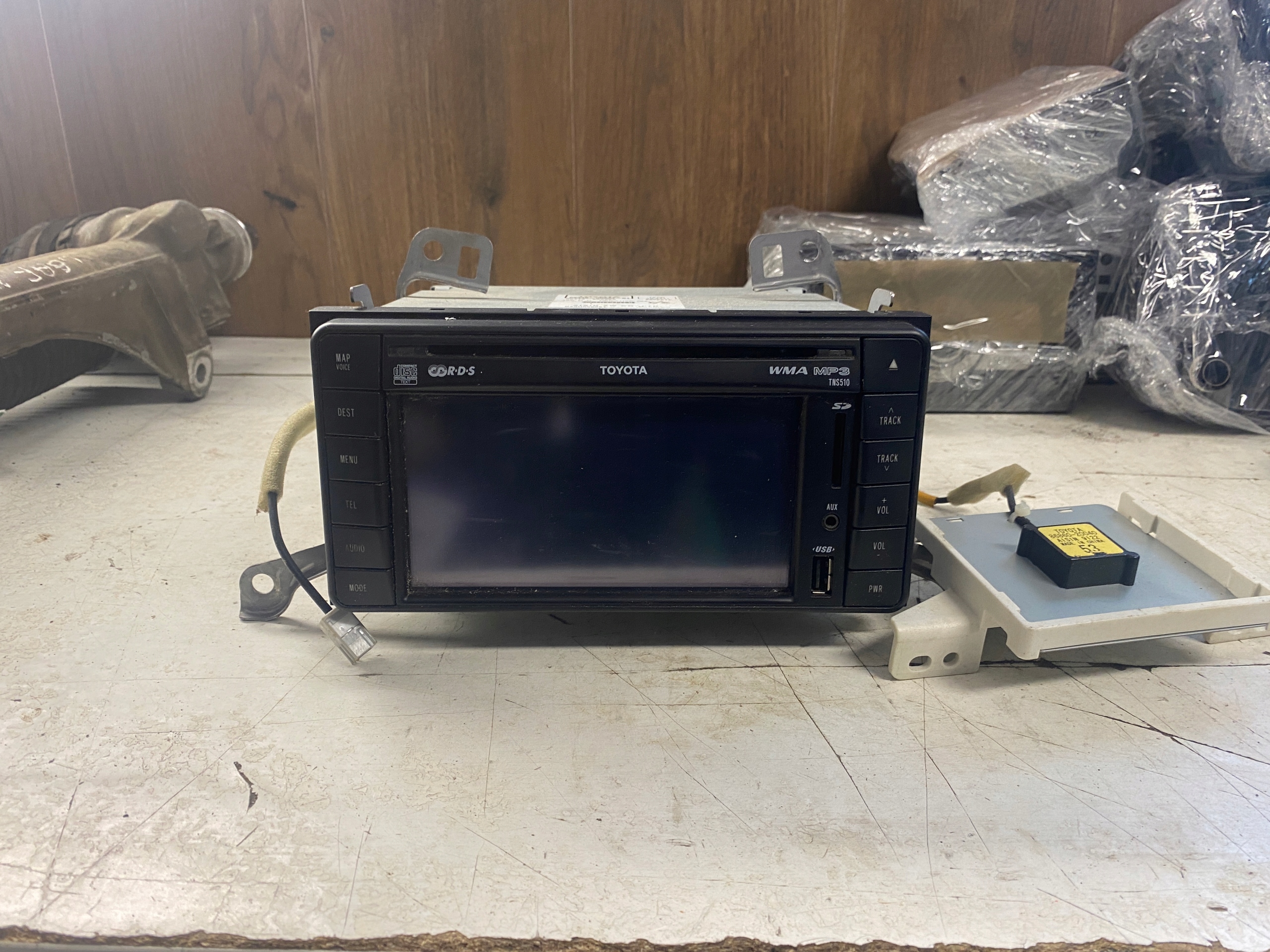 86113-60V860, 86860-20040 - TOYOTA VERSO AVENSIS T27 радіо Нави 86113-60V860