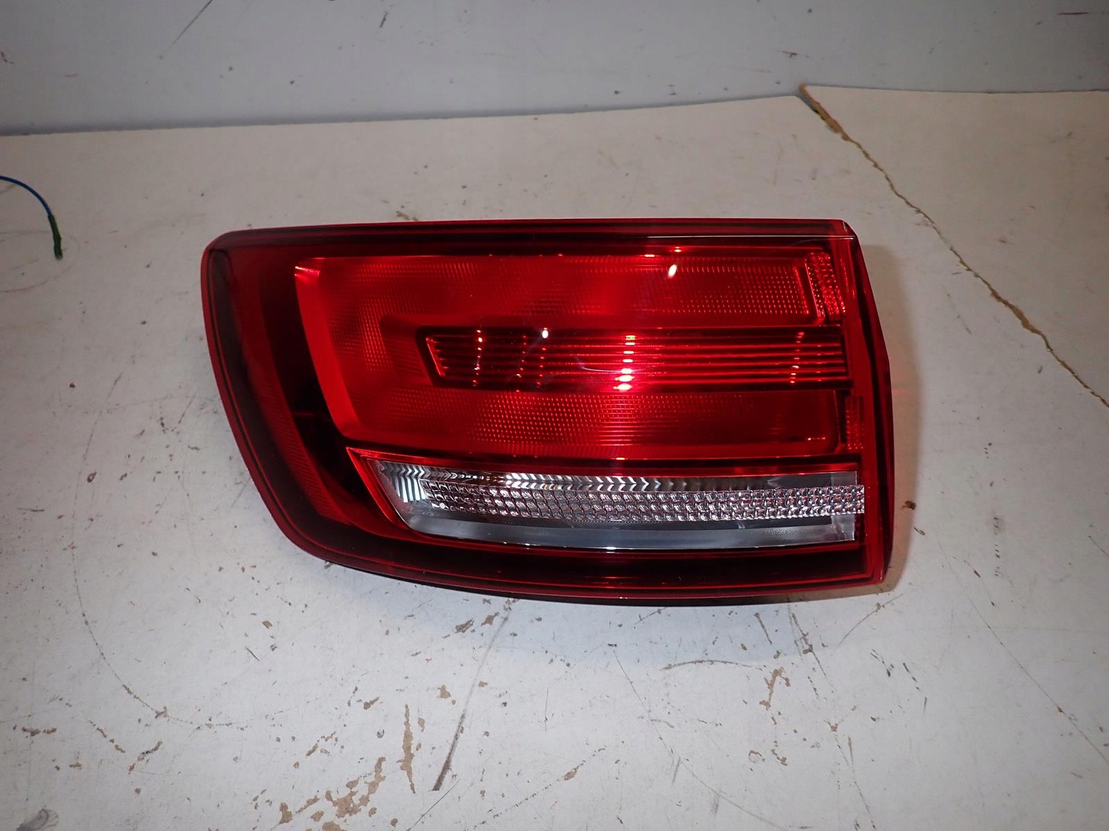 light rear part rear left AUDI A4 B9 15- 8W