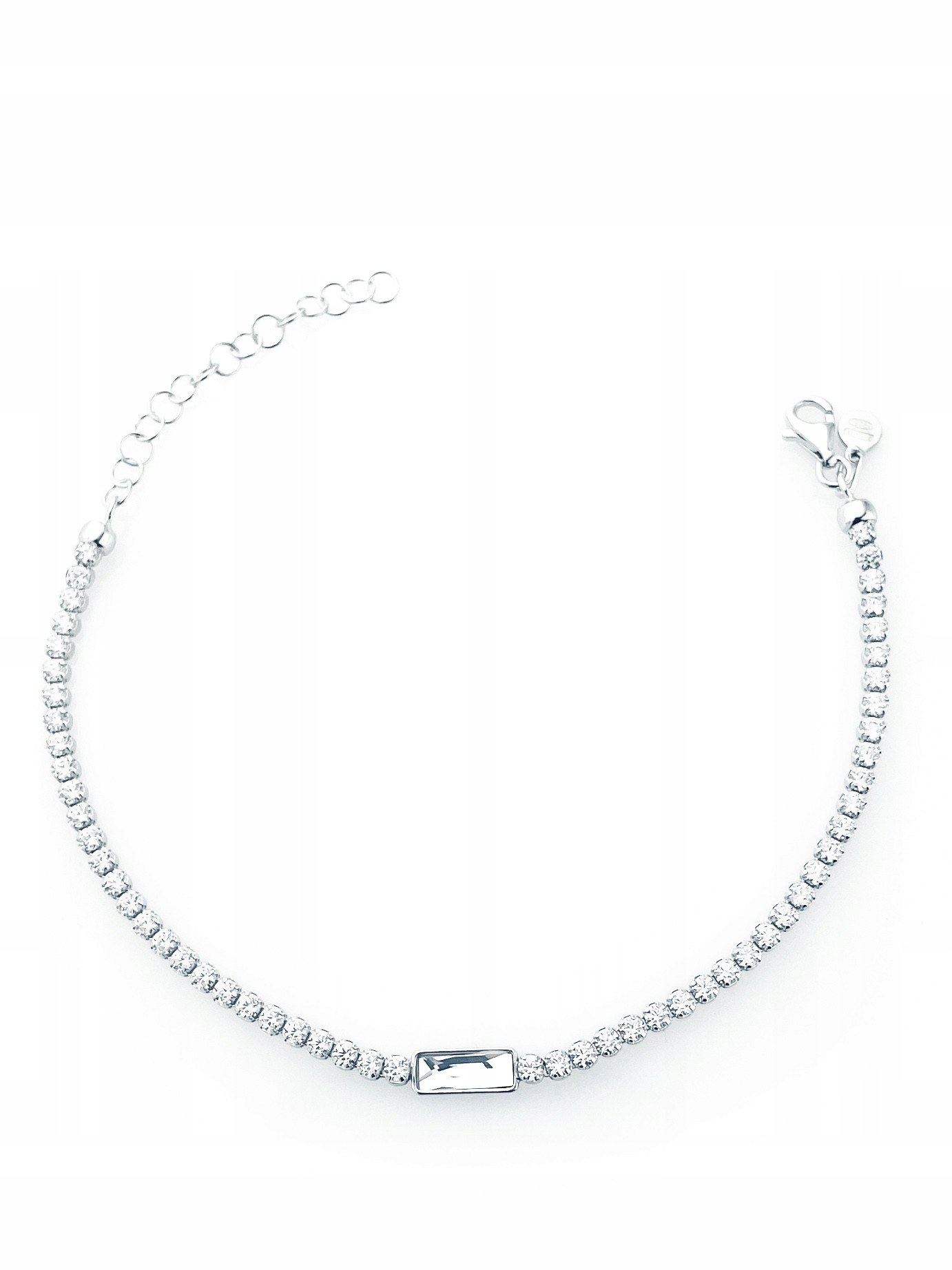 Stříbrný náramek s zirkony, elegantní večer