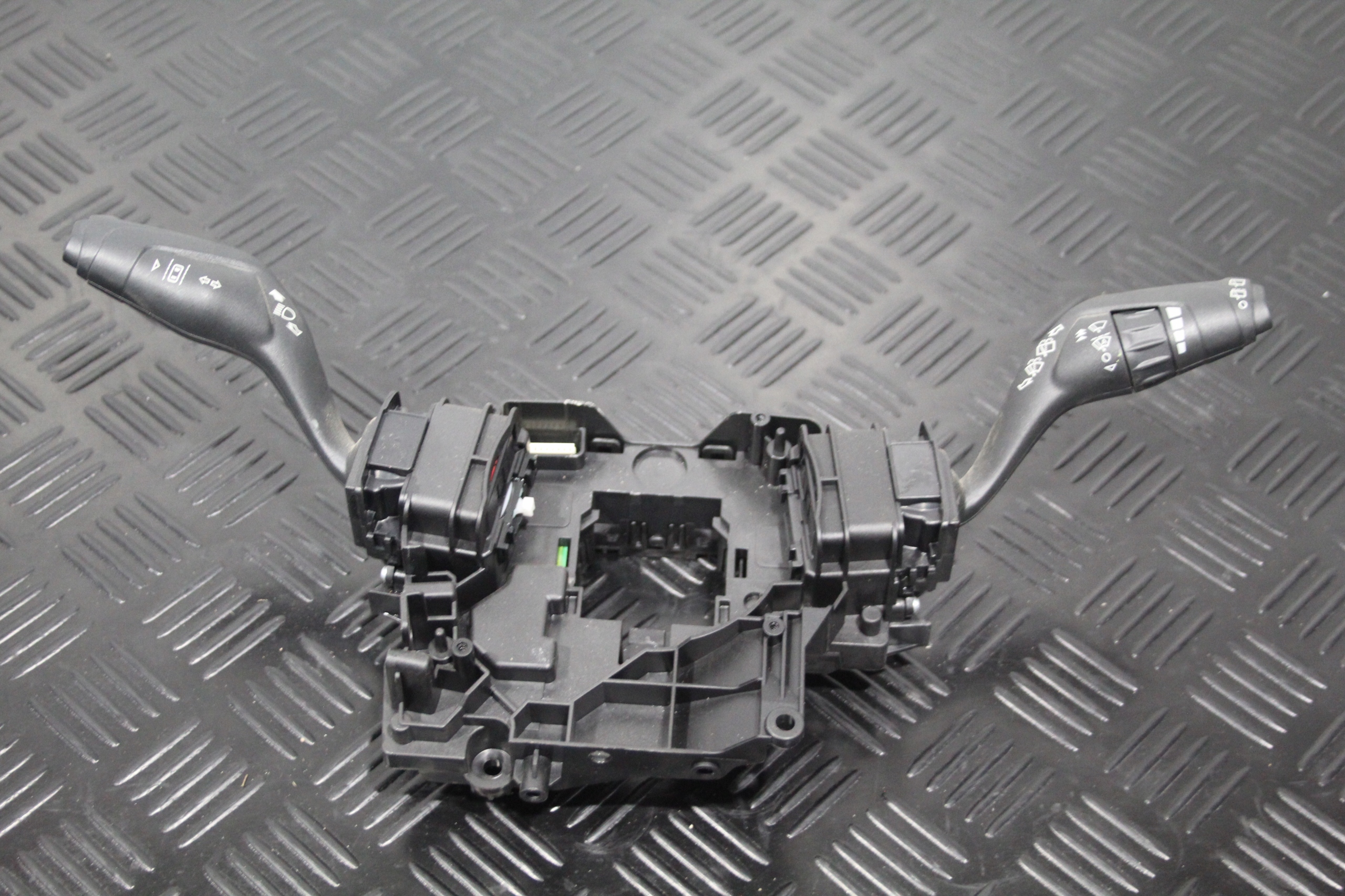 DEVIO LUCI DEVIO indicatori di direzione FORD MONDEO MK5 DG9T-14B522-ARHW