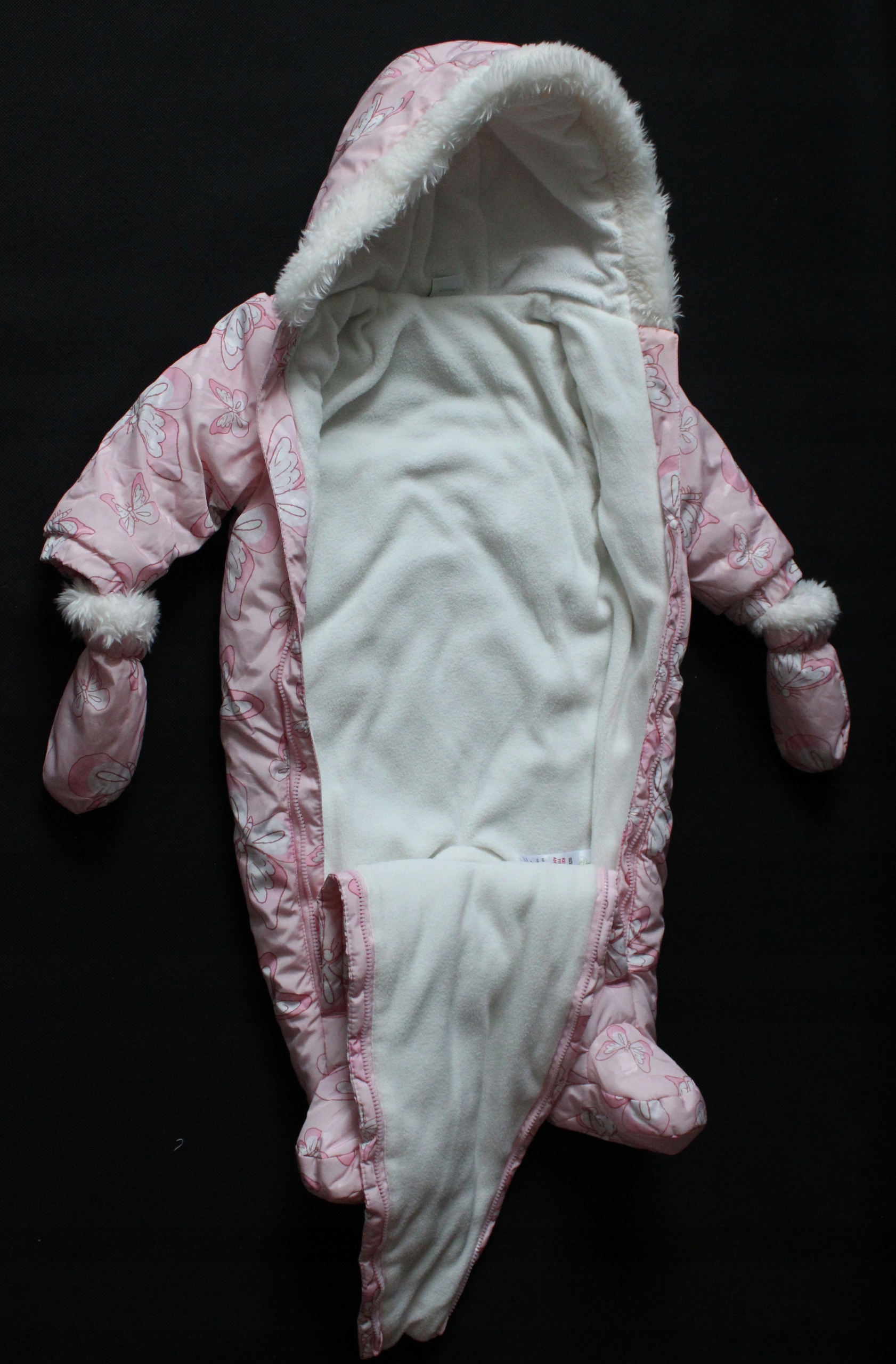 ZIMOWY KOMBINEZON ROZMIAR 74/80 Marka Disney