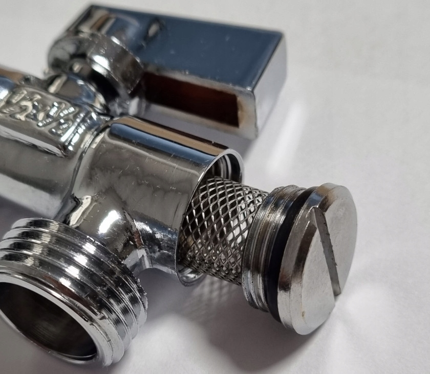 Zawór Kulowy kątowy Invena 1/2x3/8 ZW-12-W10 z Filtrem, do Baterii stojącej