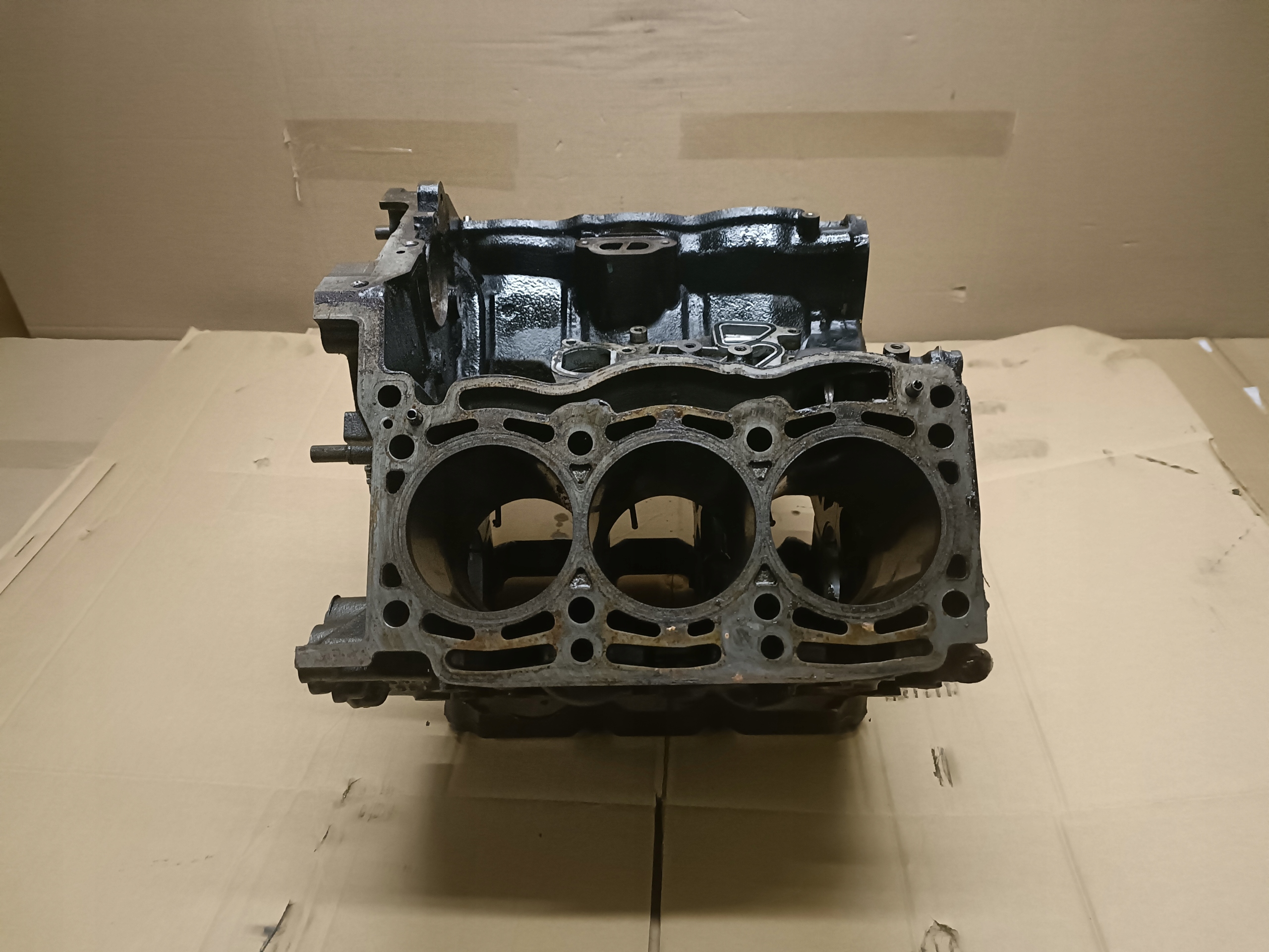 AUDI 3.0 D BLOK SILNIKA CGQU