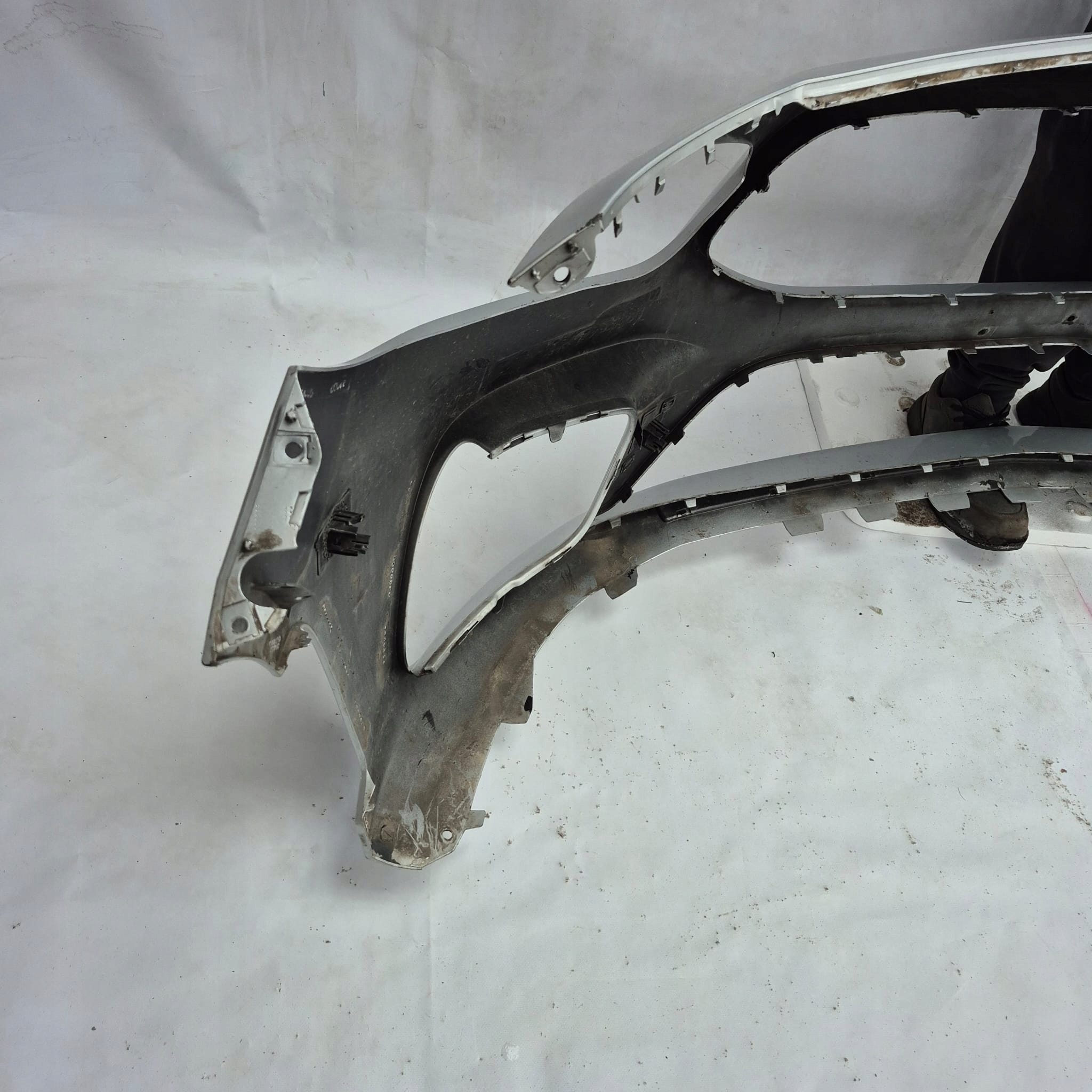 MERCEDES B-KLASA W247 AMG 18- bumper front front PDC
