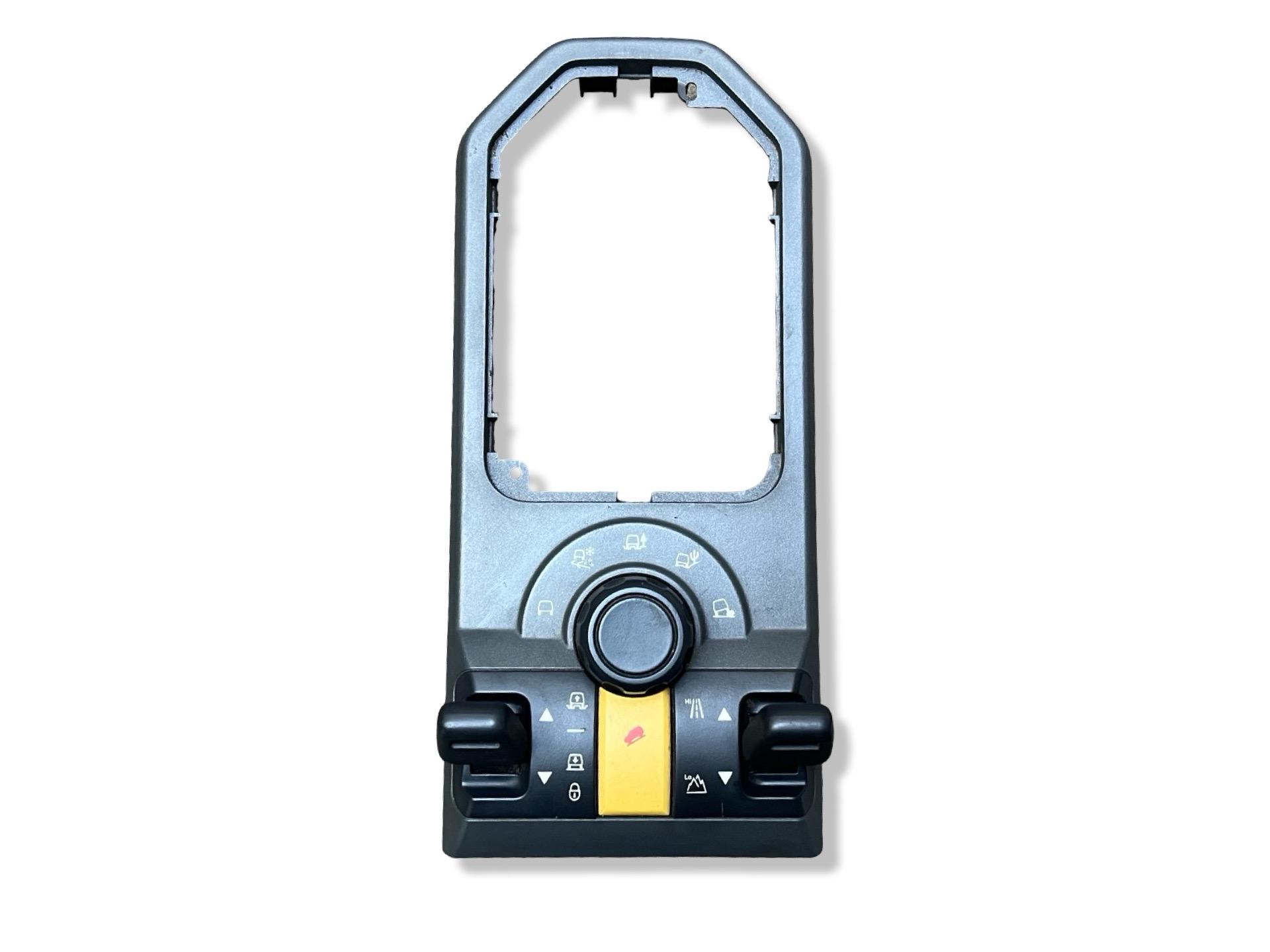 ovladac blokady mostu Land Rover Discovery 3 L318 2005 YUD501230
