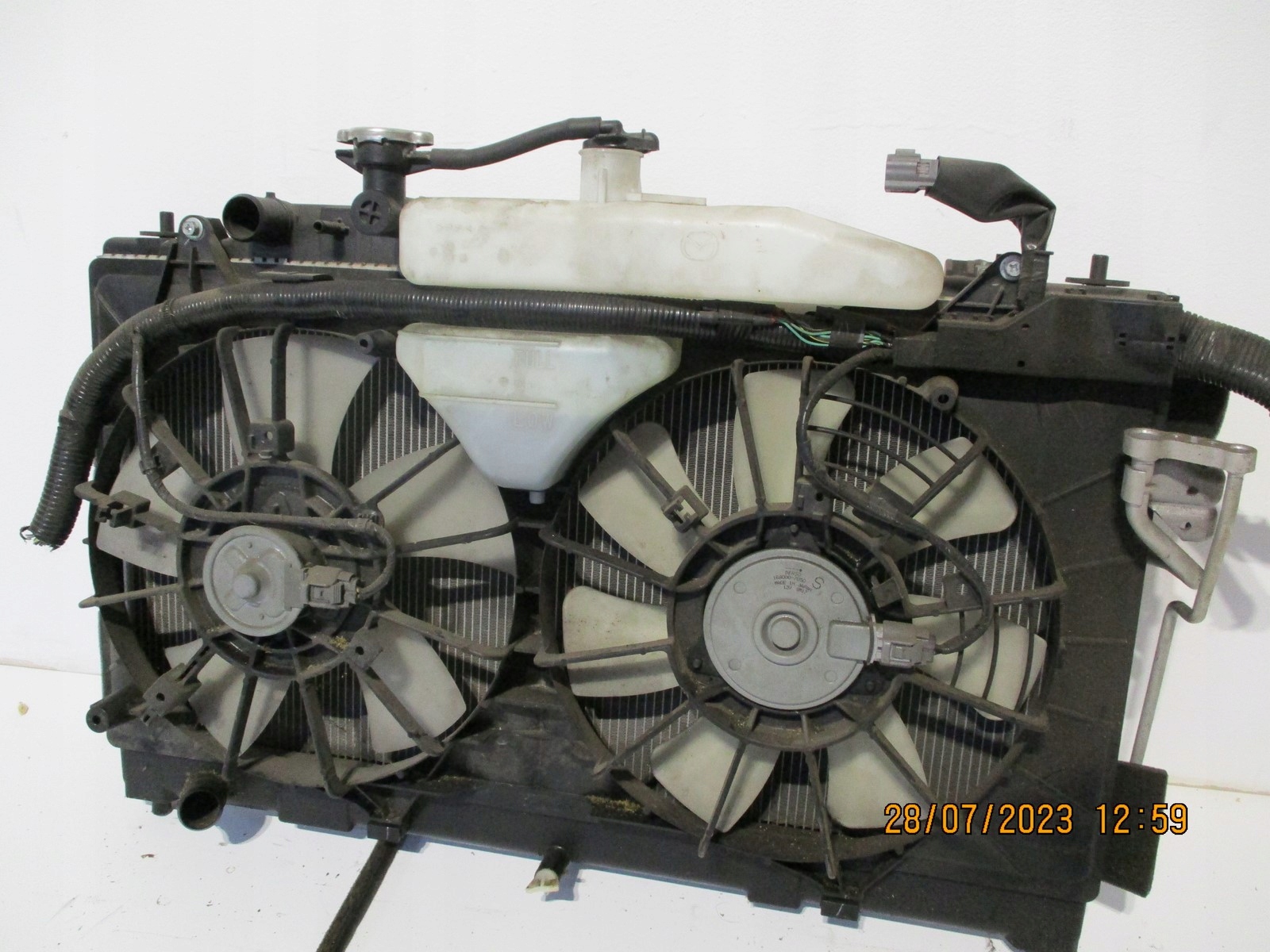 RADIATEUR / REFROIDISSEUR MAZDA 6 2,0D 09R