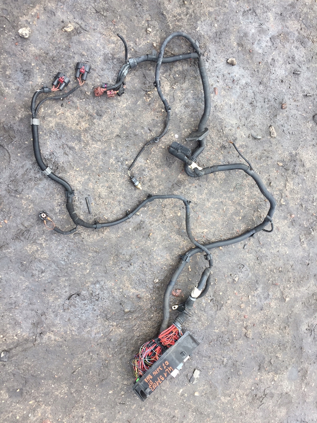 4L1971072BT - AUDI Q7 3.6 FSI установка моторного отсека BHK EU