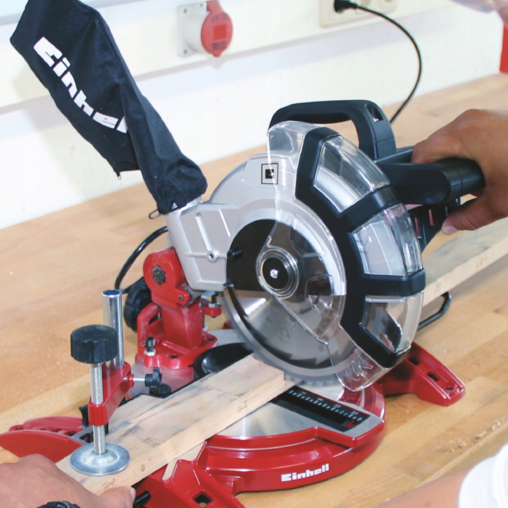 PIŁA UKOŚNA UKOŚNICA EINHELL PRZECINARKA TCMS 2112 Średnica tarczy 210 mm