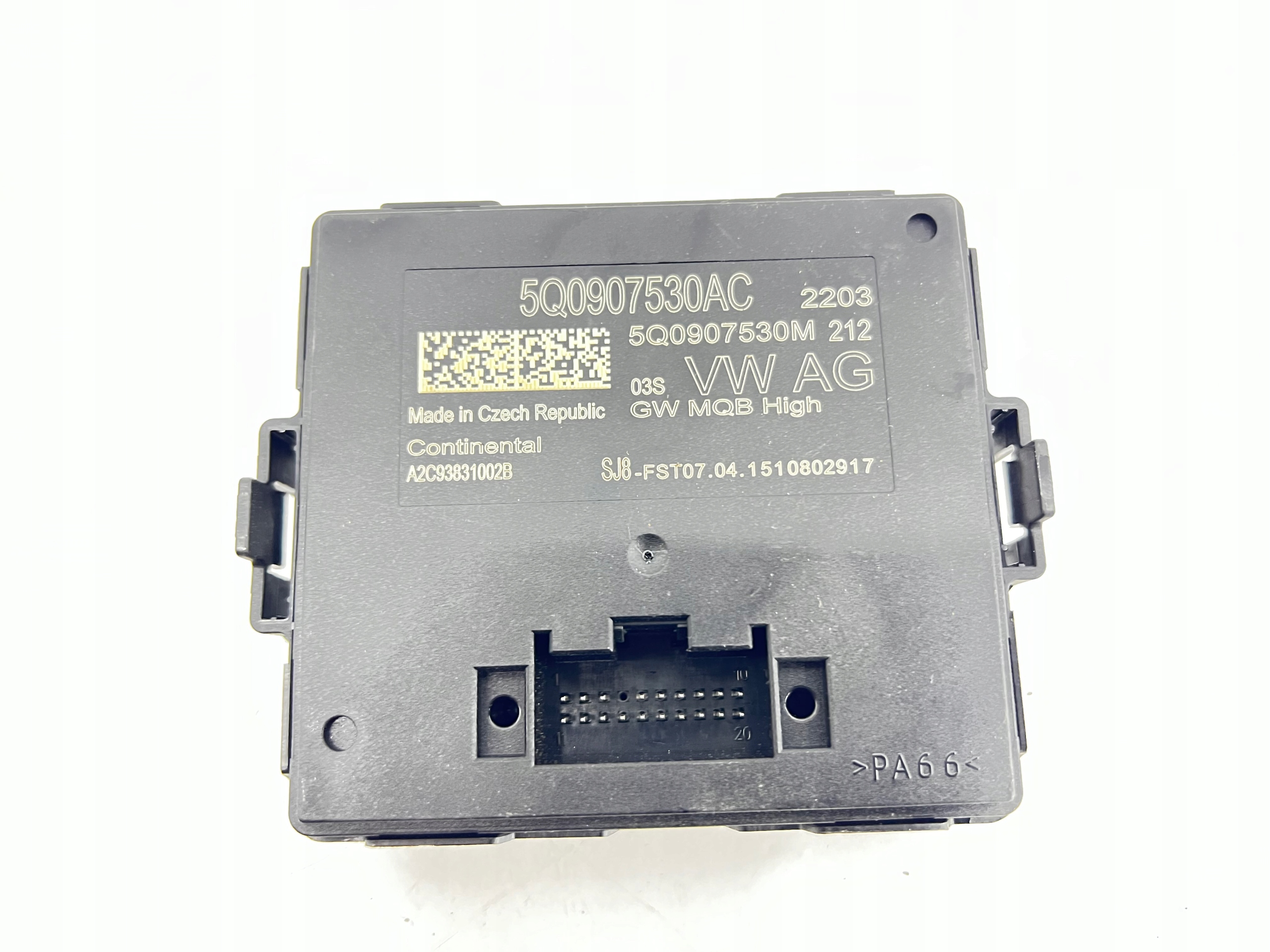 VW PASSAT B8 module control unit GATEWAY 5Q0907530AC