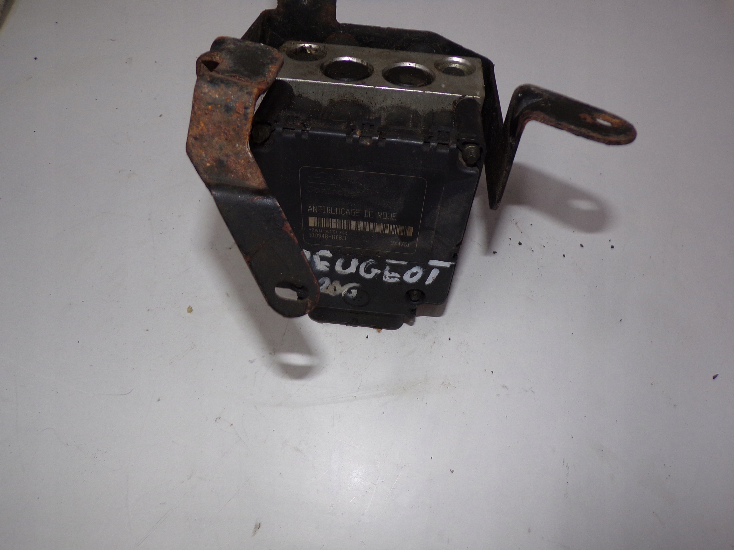 насос ABS 9632539480 peugeot 206