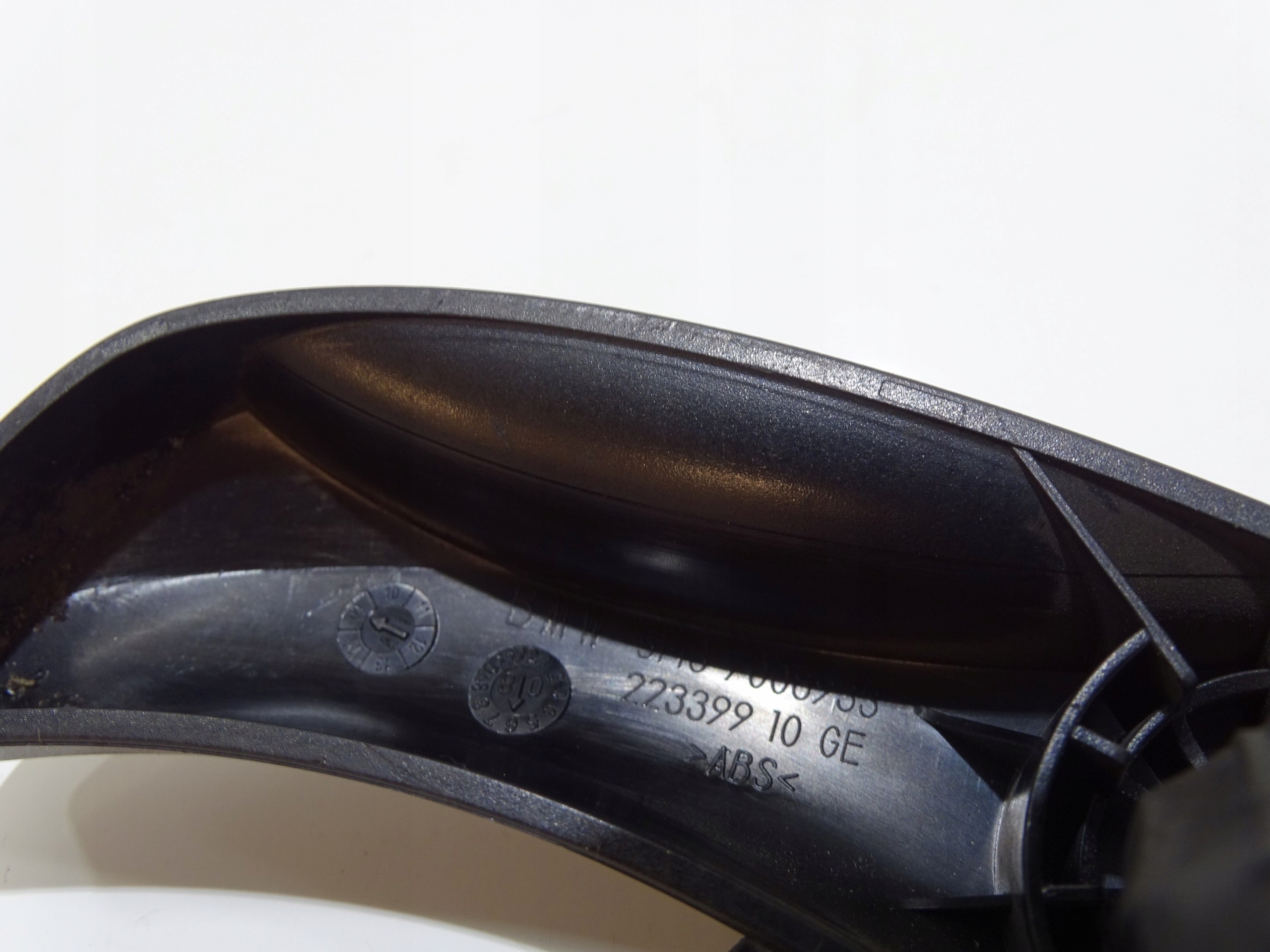 handle bracket of the opening bonnets BMW E60 E61 7008933 (4817644)