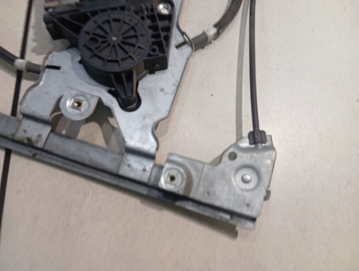 mechanism windows right front SKODA OCTAVIA 1.9 DTI 0130821730