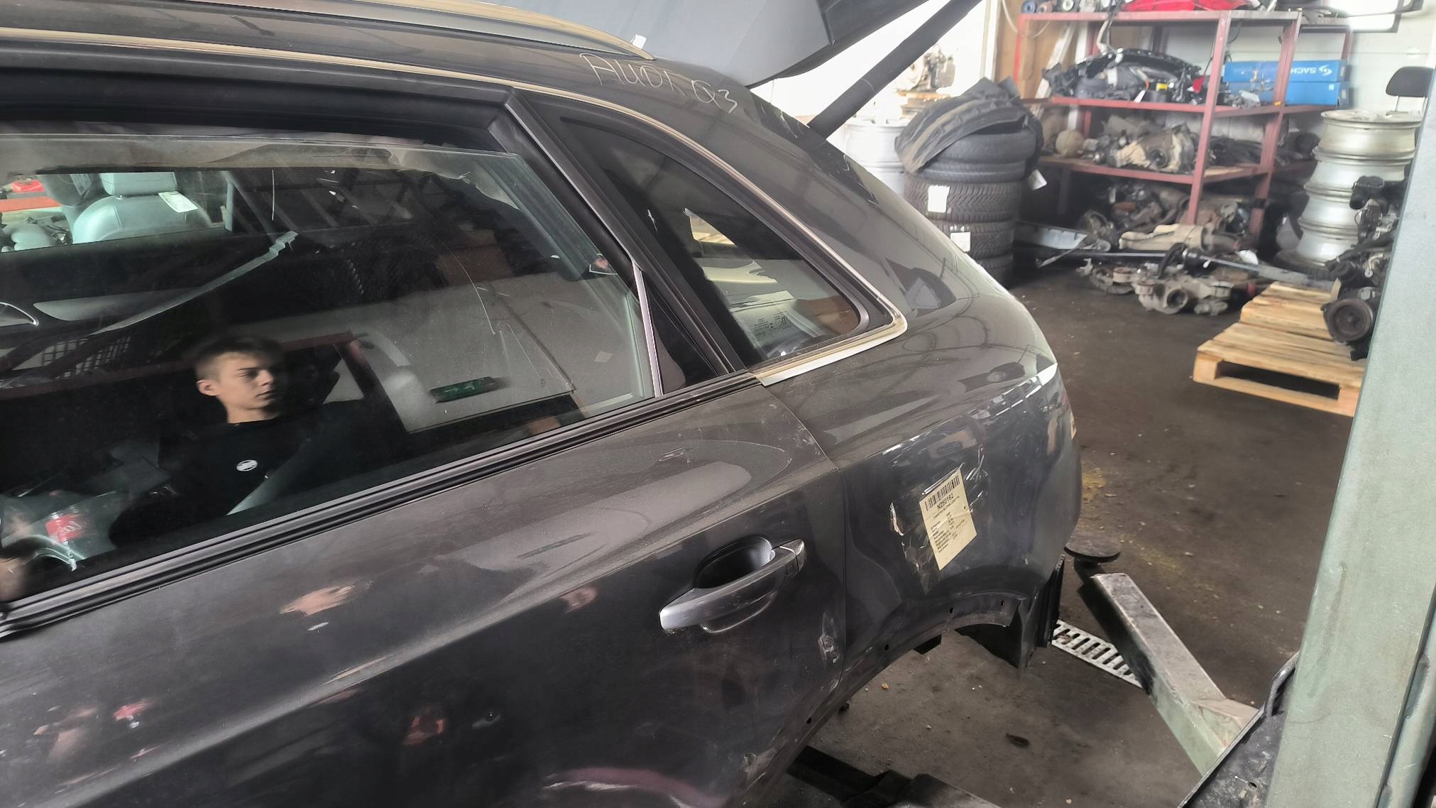 quarter fender left rear part LX7R AUDI Q3 8U