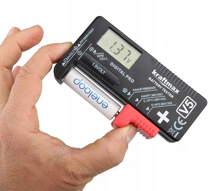 CYFROWY TESTER MIERNIK BATERII I AKUMULATORKÓW AA Stan opakowania oryginalne