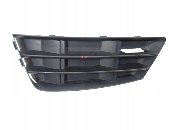 grid of a bumper front front left AUDI A4 B9 8W0807681B