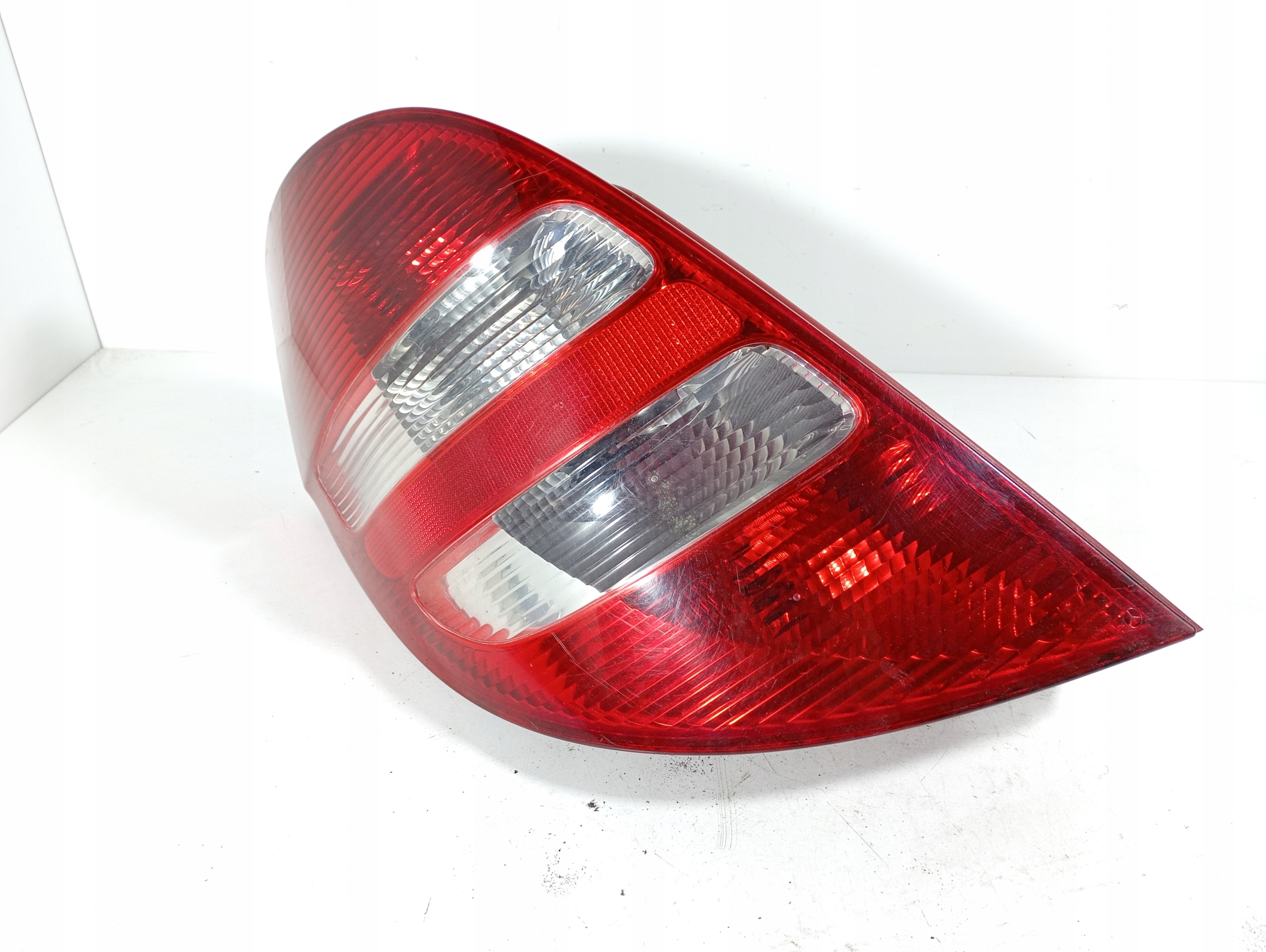 Mercedes A-KLASA W168 97-04 light left rear rear part