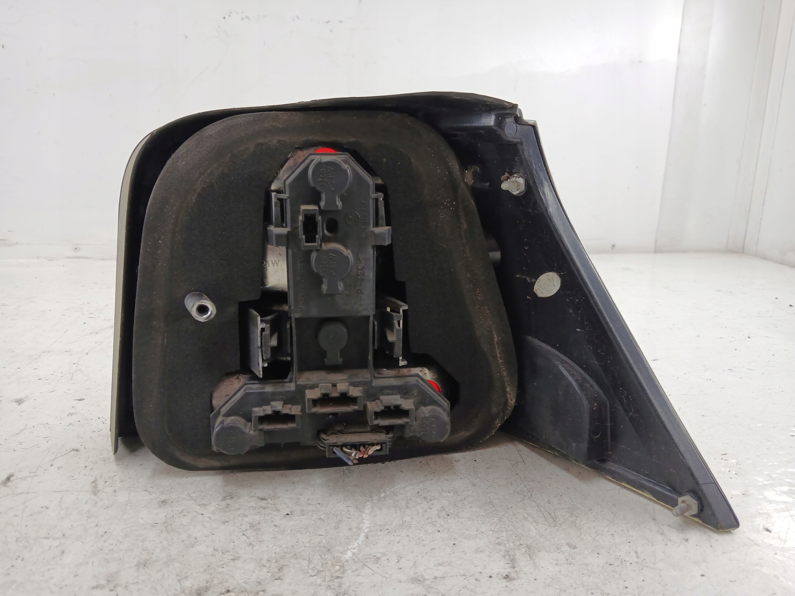 VW GOLF IV HB light left rear part TUNING LEXUS SONAR