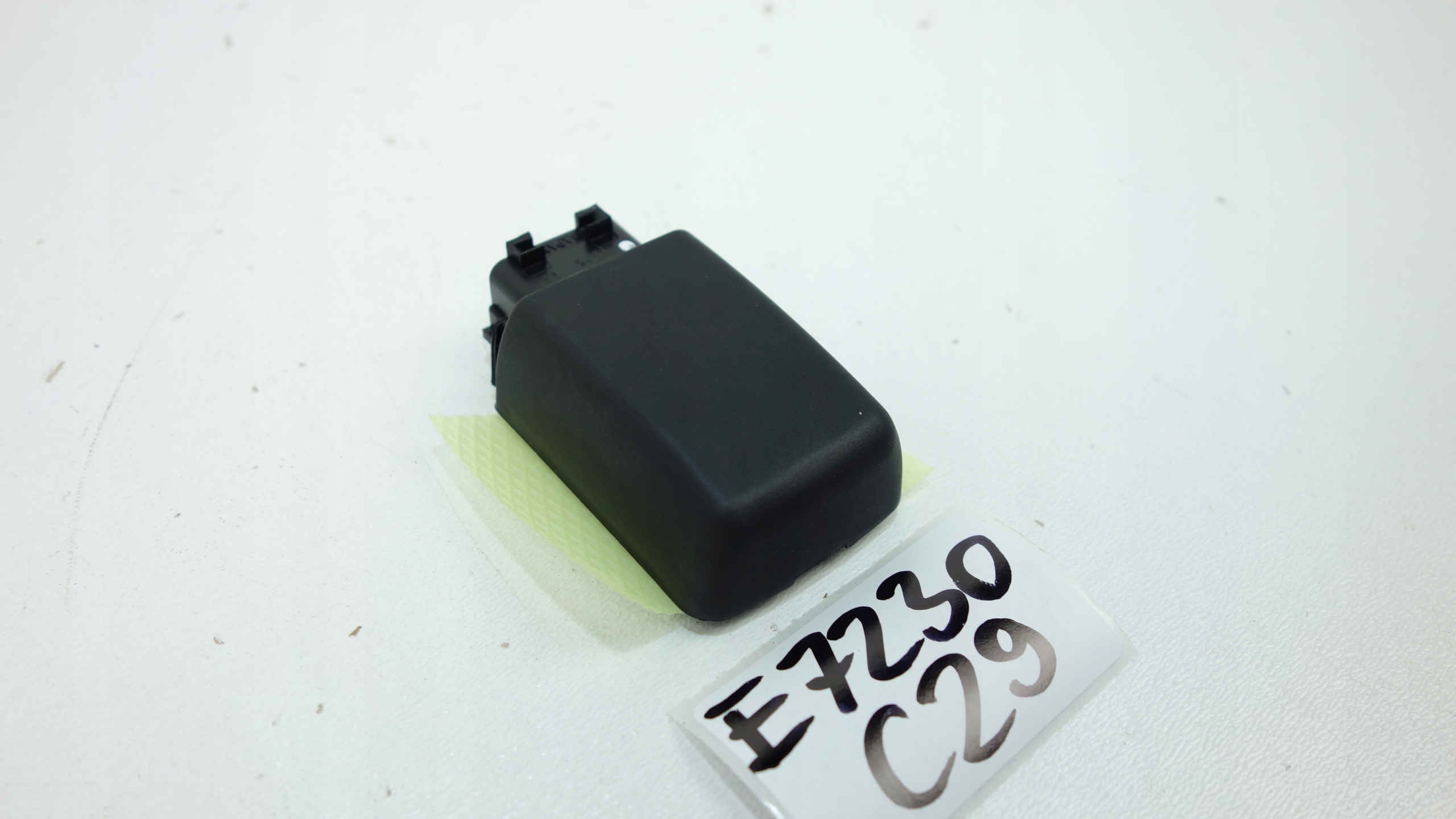 SUZUKI SX4 S-CROSS 2013- Sensor Regen Leuchten 37320-61M10