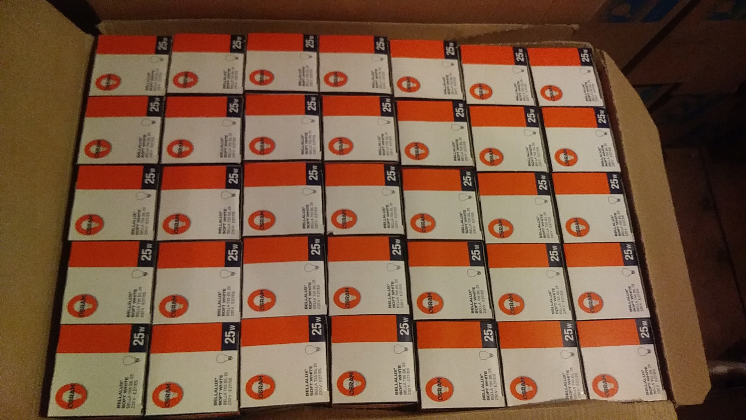 Żarówka tradycyjna OSRAM 25W 25 W E27 MATOWA BIAŁA Napięcie (V) 230V