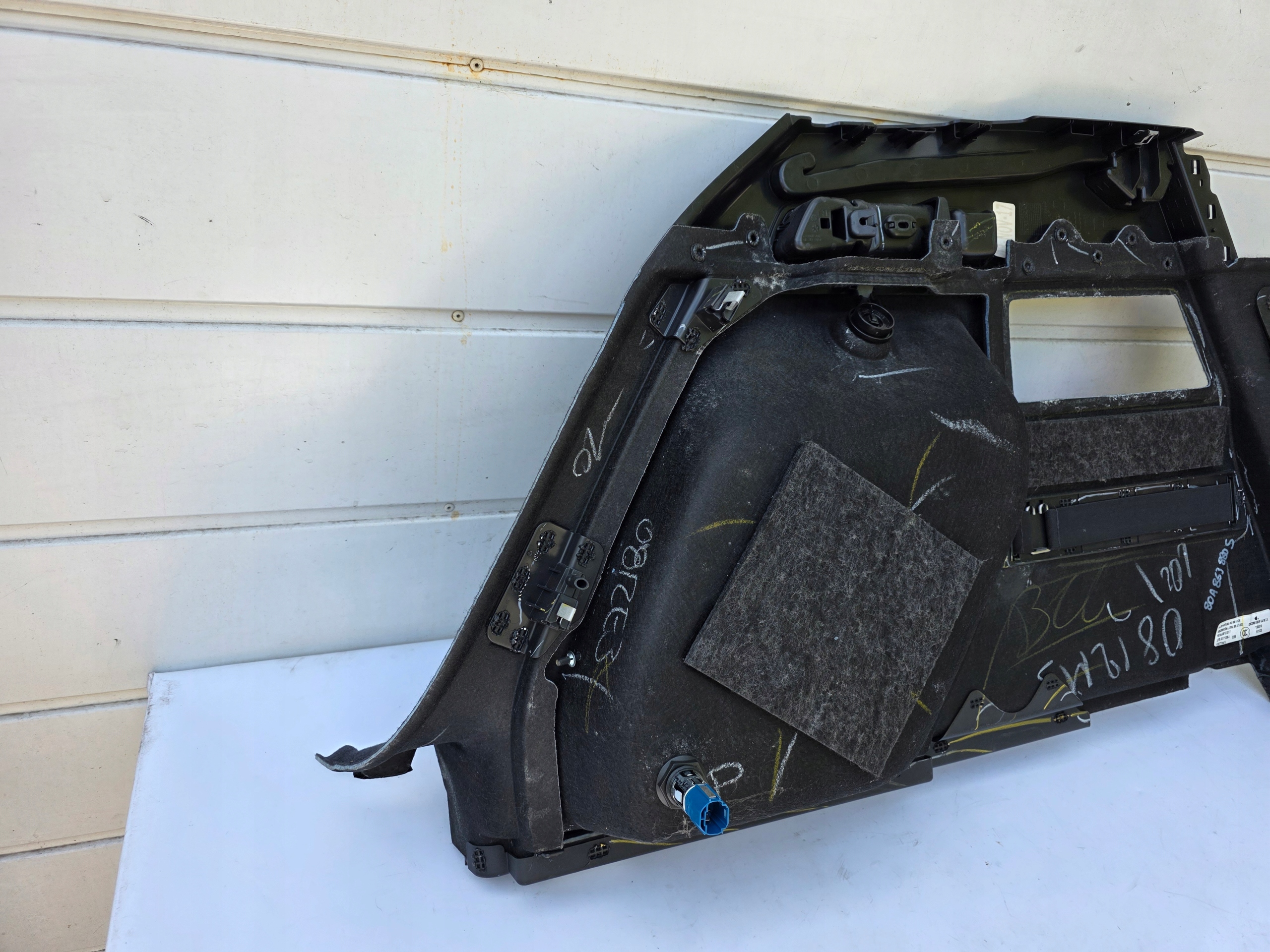 side upholstery boot right AUDI Q5 80A II FY