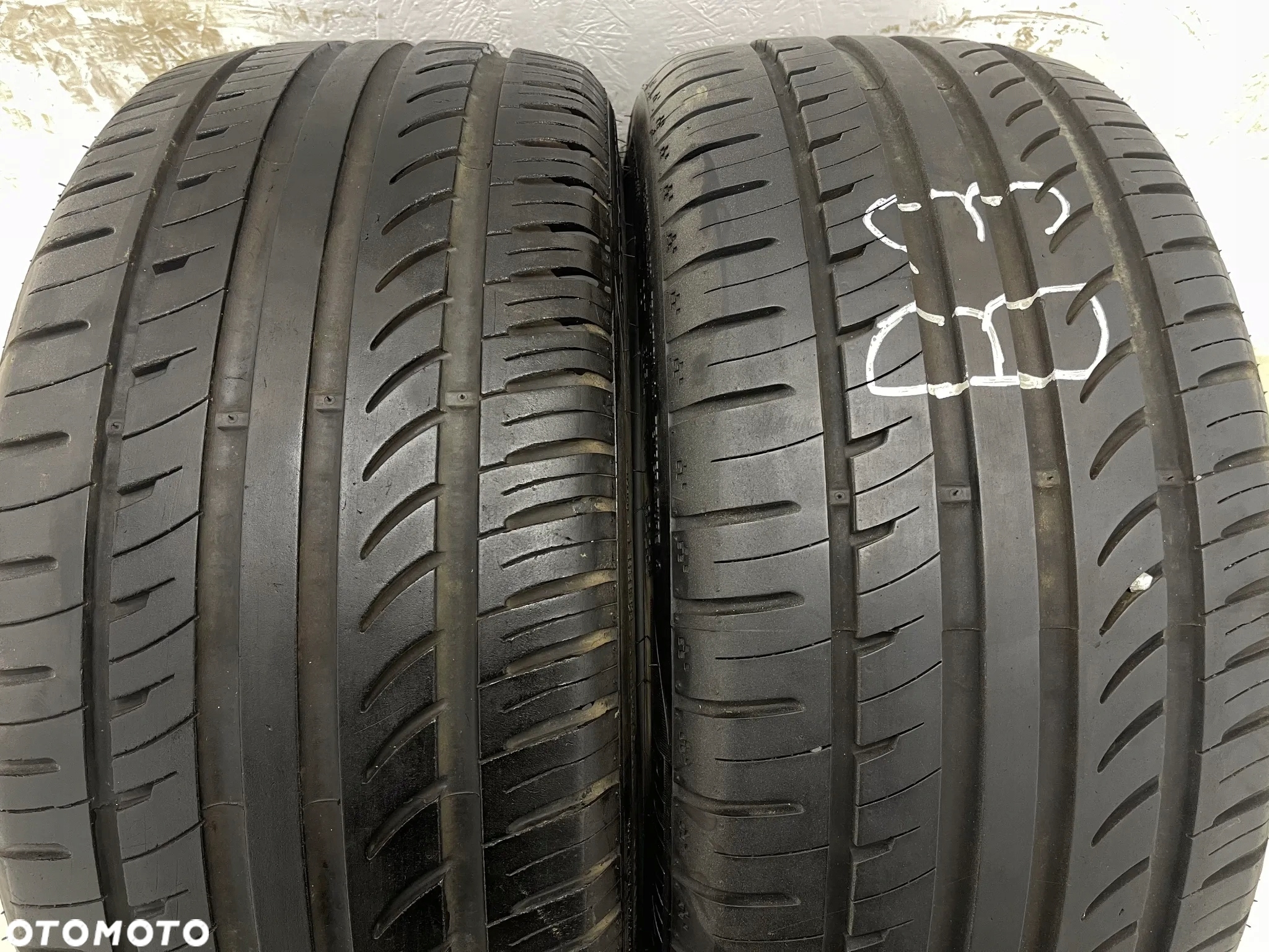 2X tyres 2 SZT Runway Performance 926 225/40 R18 92W XL