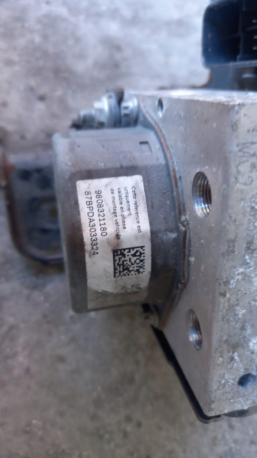 pump control unit ABS PEUGEOT 308 II T9 9808321180