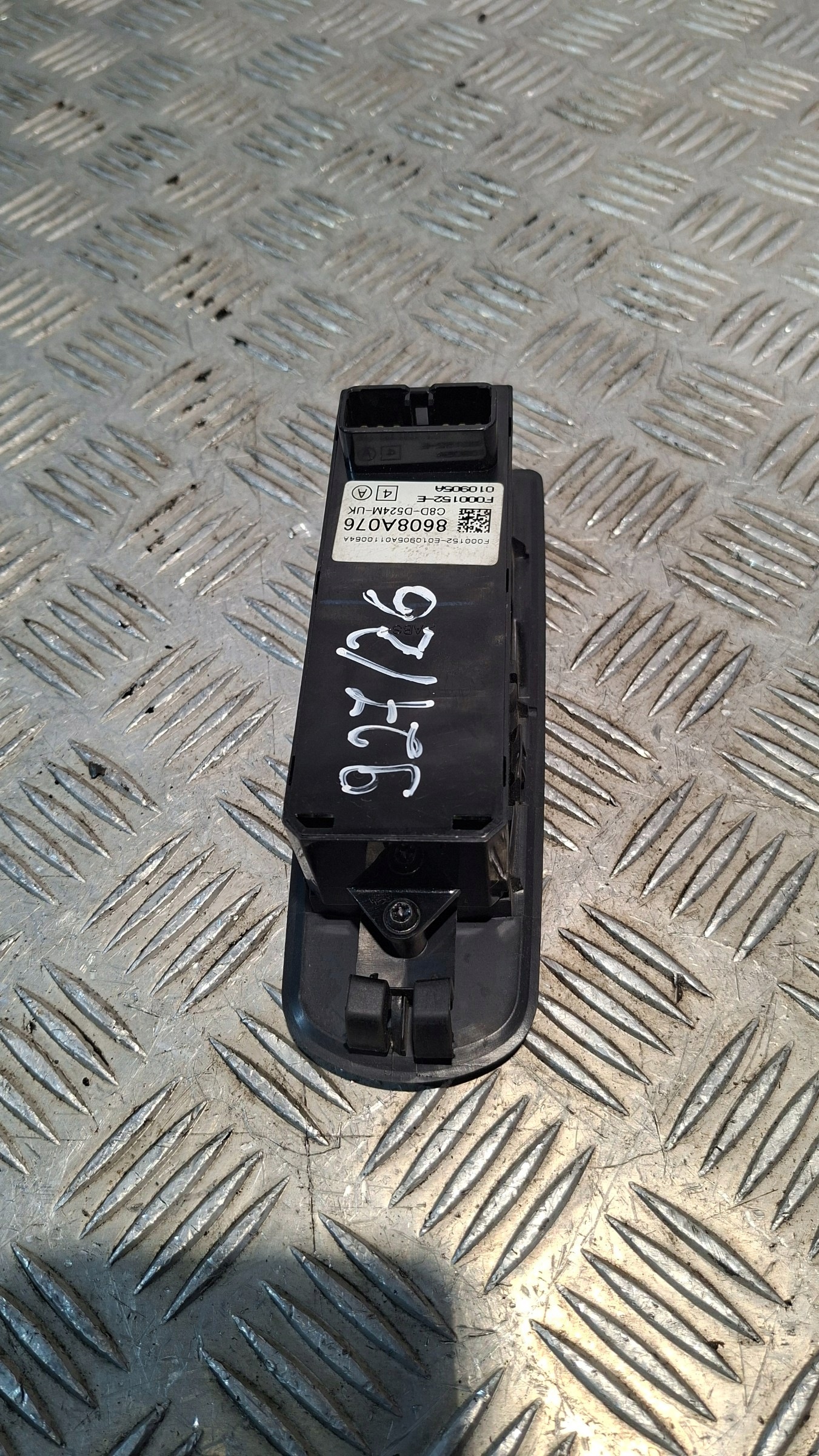 window control switch left front MITSUBISHI COLT VI