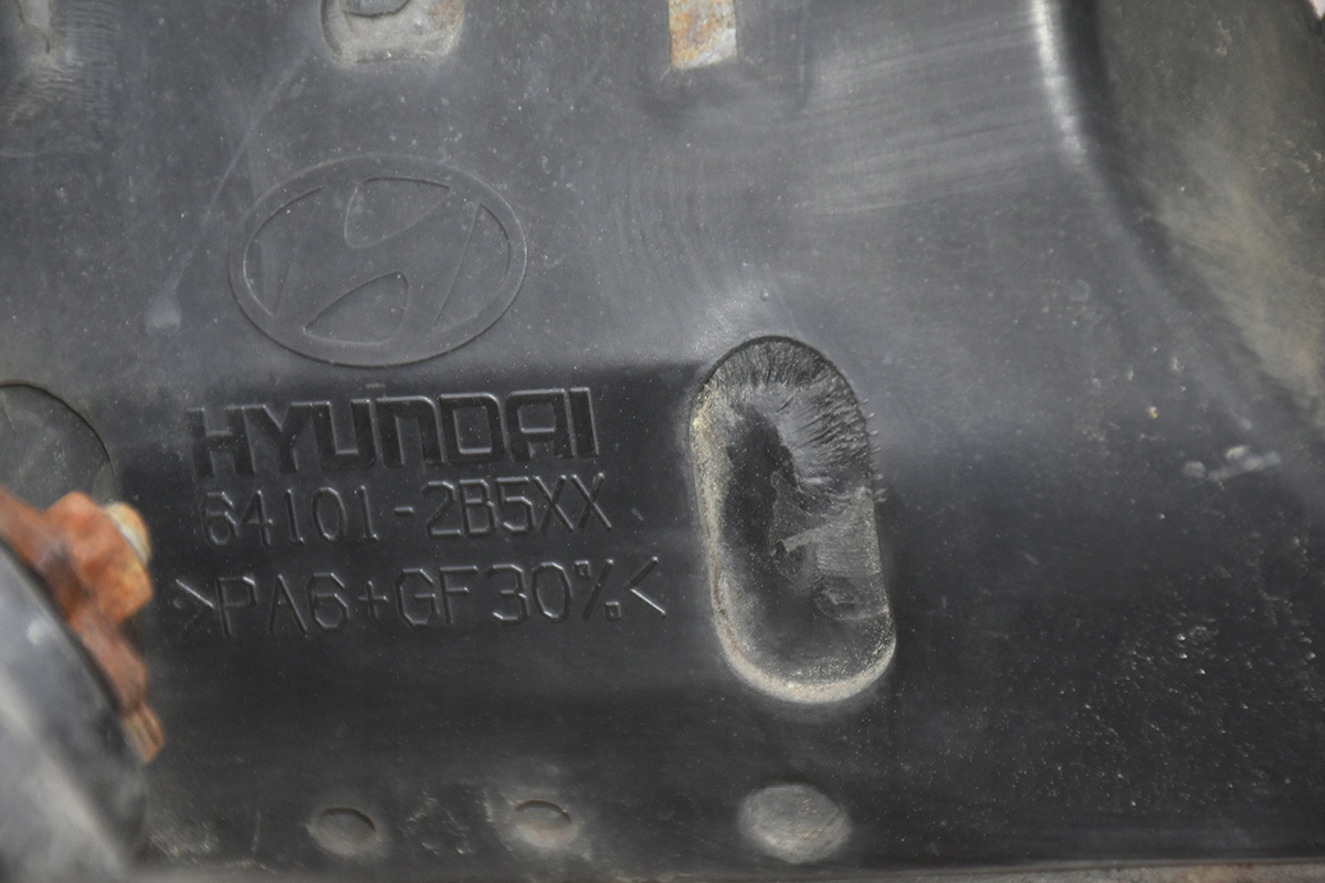 pillar * support panel for radiators HYUNDAI SANTA FE II CM