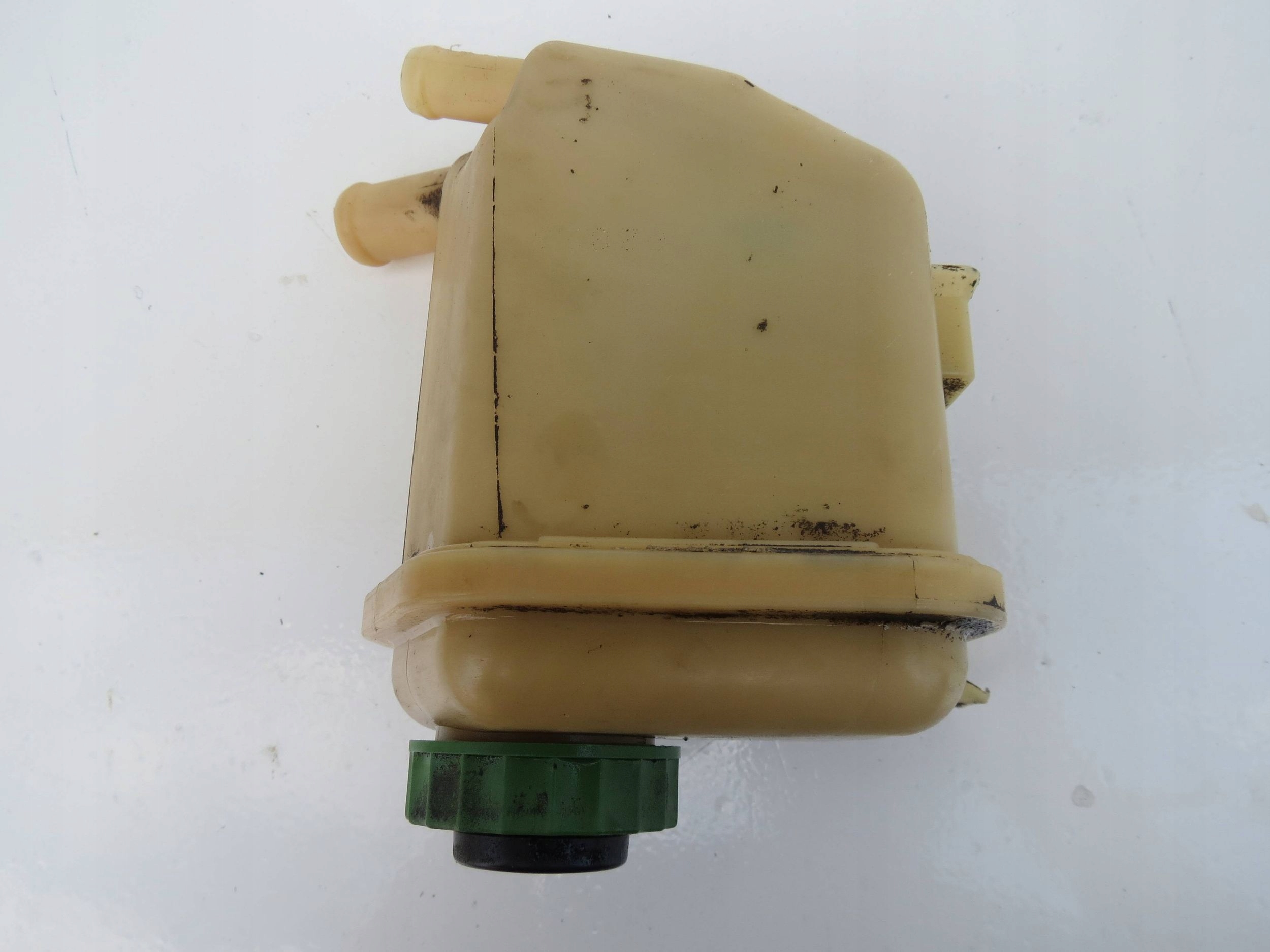 Servobehälter PORSCHE CAYENNE TOUAREG 7L0422371C
