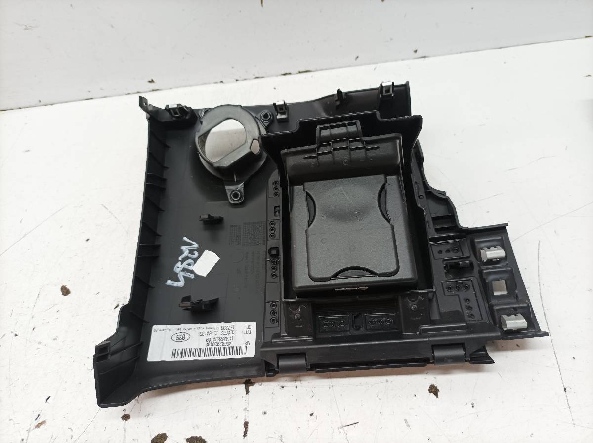 passenger compartment right driver´s UK 57C857923 Skoda Karoq and (2017-)