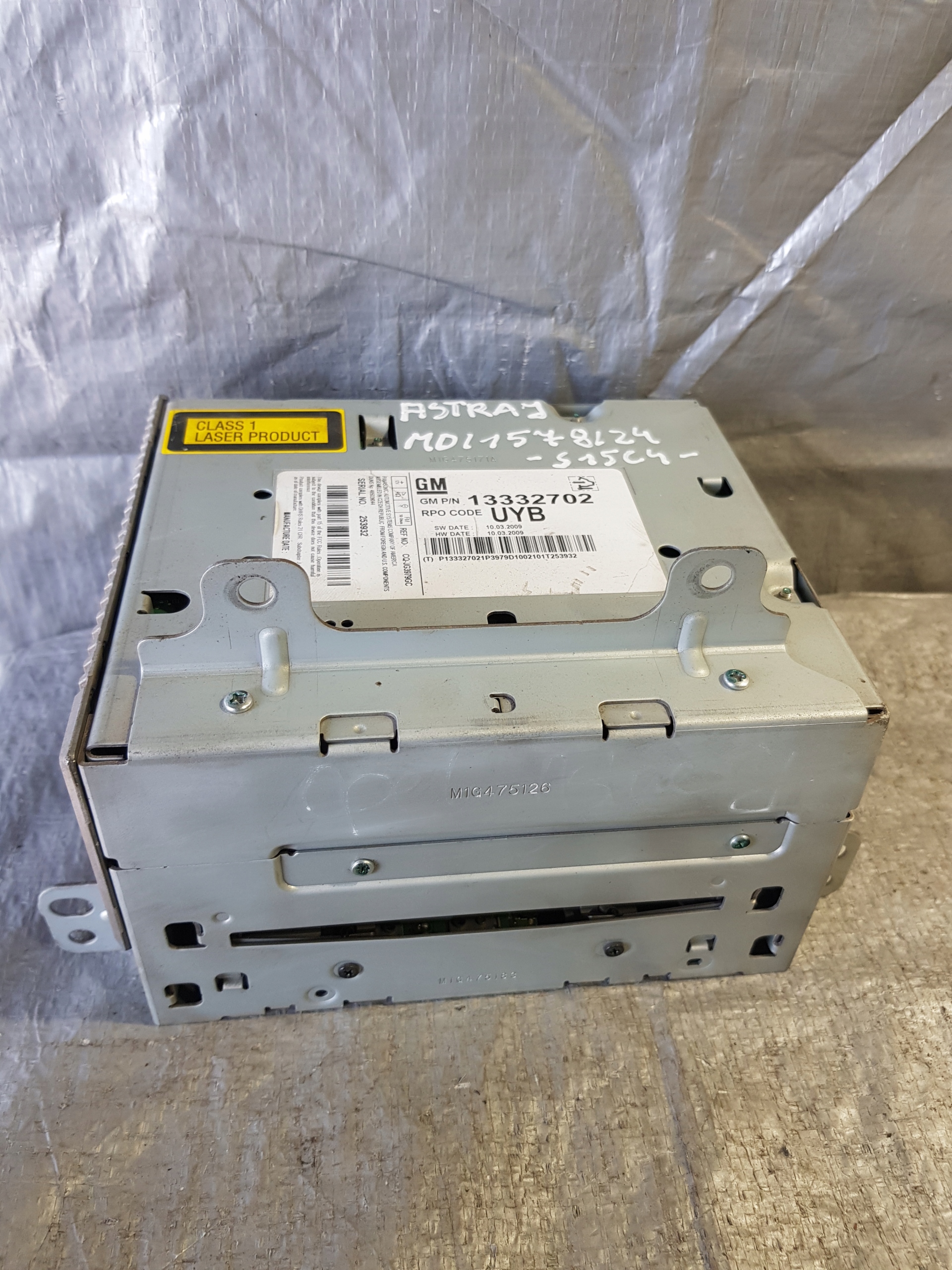 RADIO CD 13332702UYB OPEL ASTRA J