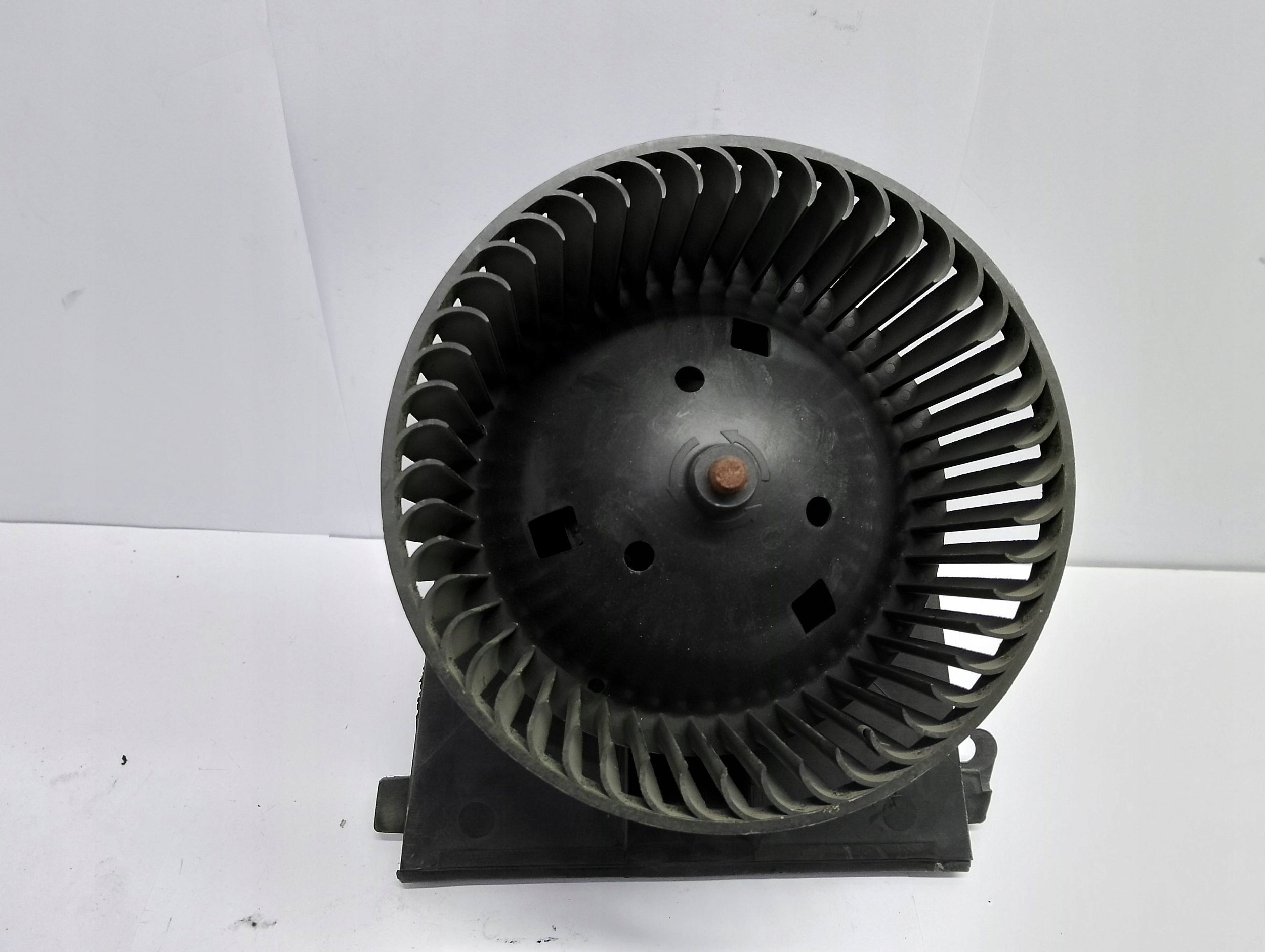 Volkswagen PASSAT B5 1999 heating 8D1819021B