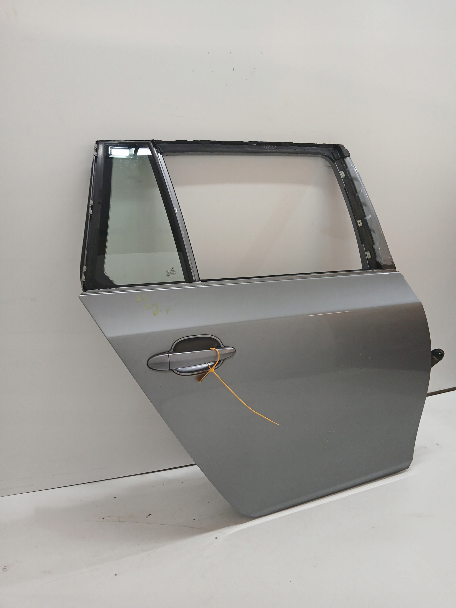 door right rear. BMW E61 A08/7 SILBERGRAU