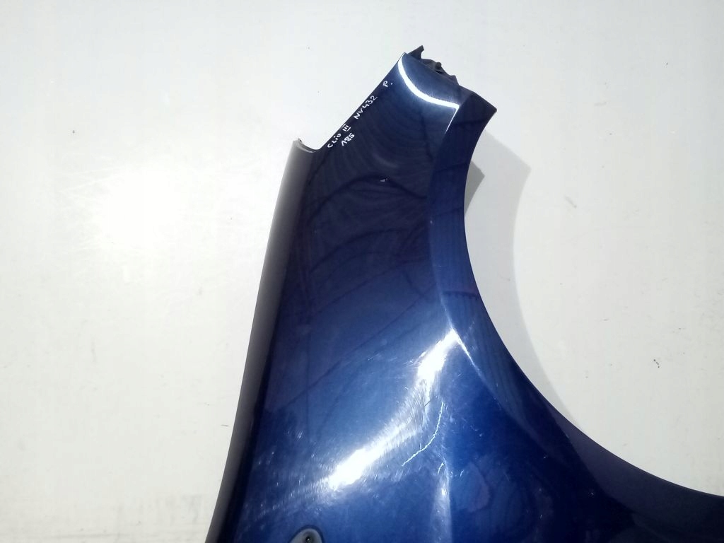 Renault Clio III fender right right side (185) NV432