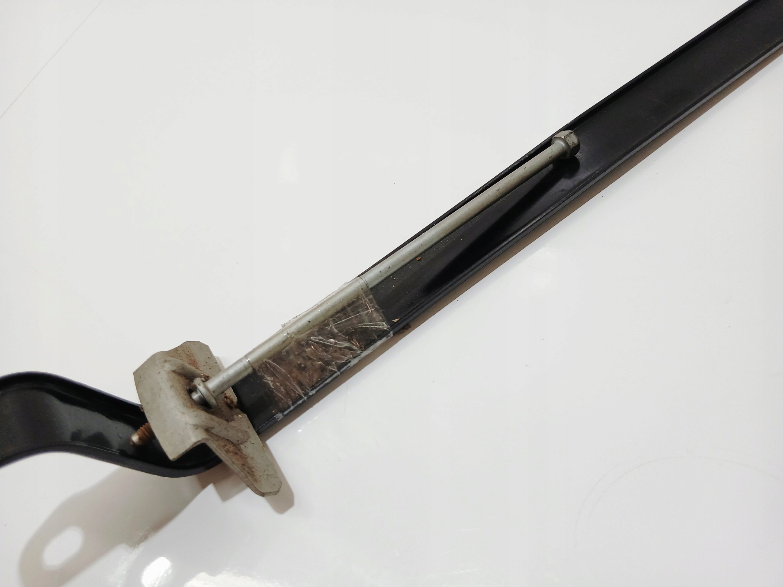 Halter Halter AKUMULATORA BMW E61 OE (4824827)