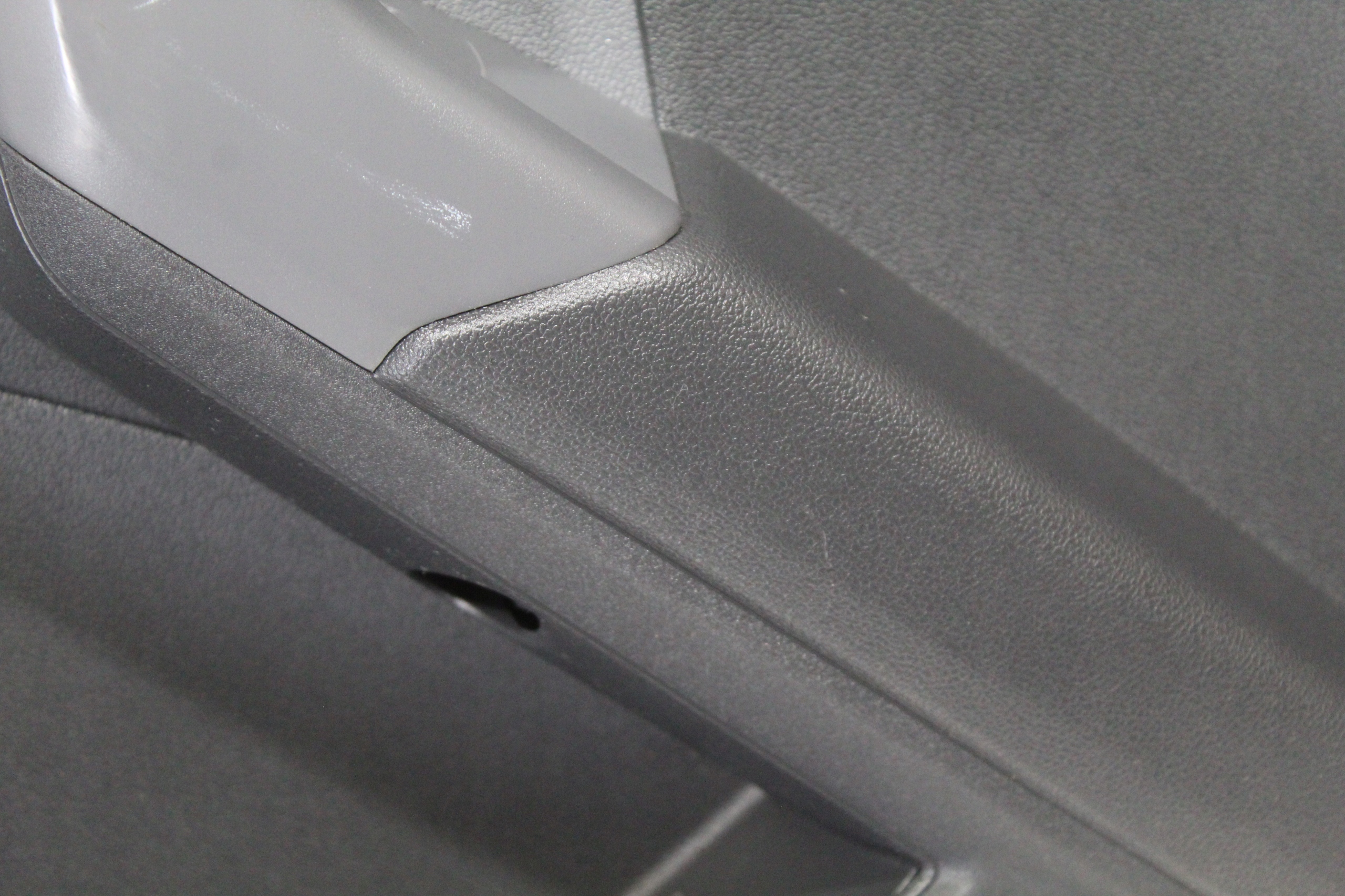 side door right front T-CROSS 2GM