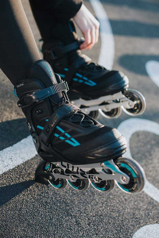 Rolki regulowane MOVINO Cruzer B2 r. 34-37 ABEC-9 Liczba kół 4