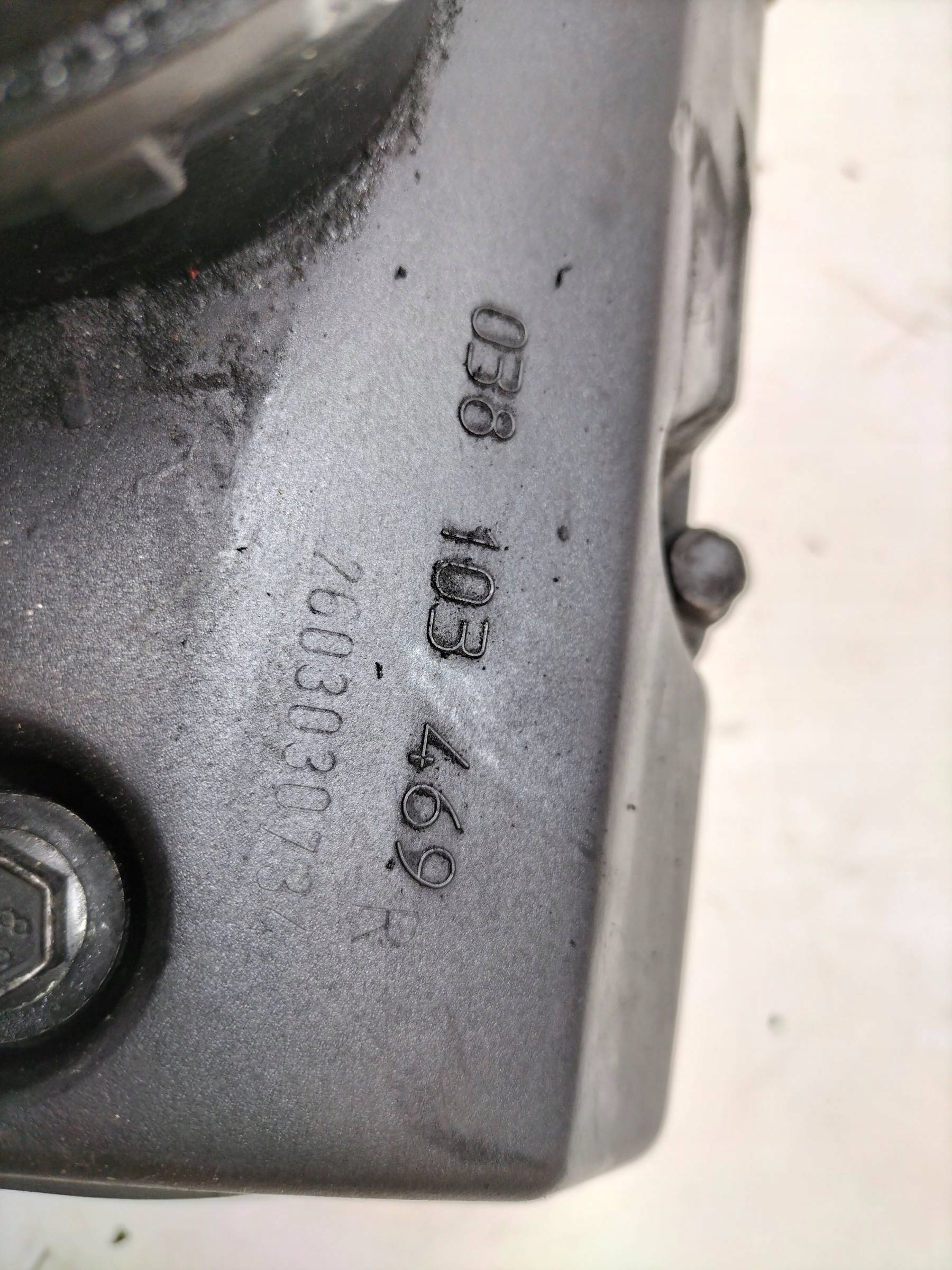 Abdeckung der Ventile 038103469 1.9 TDI Audi A4 II (2000-2006) B6
