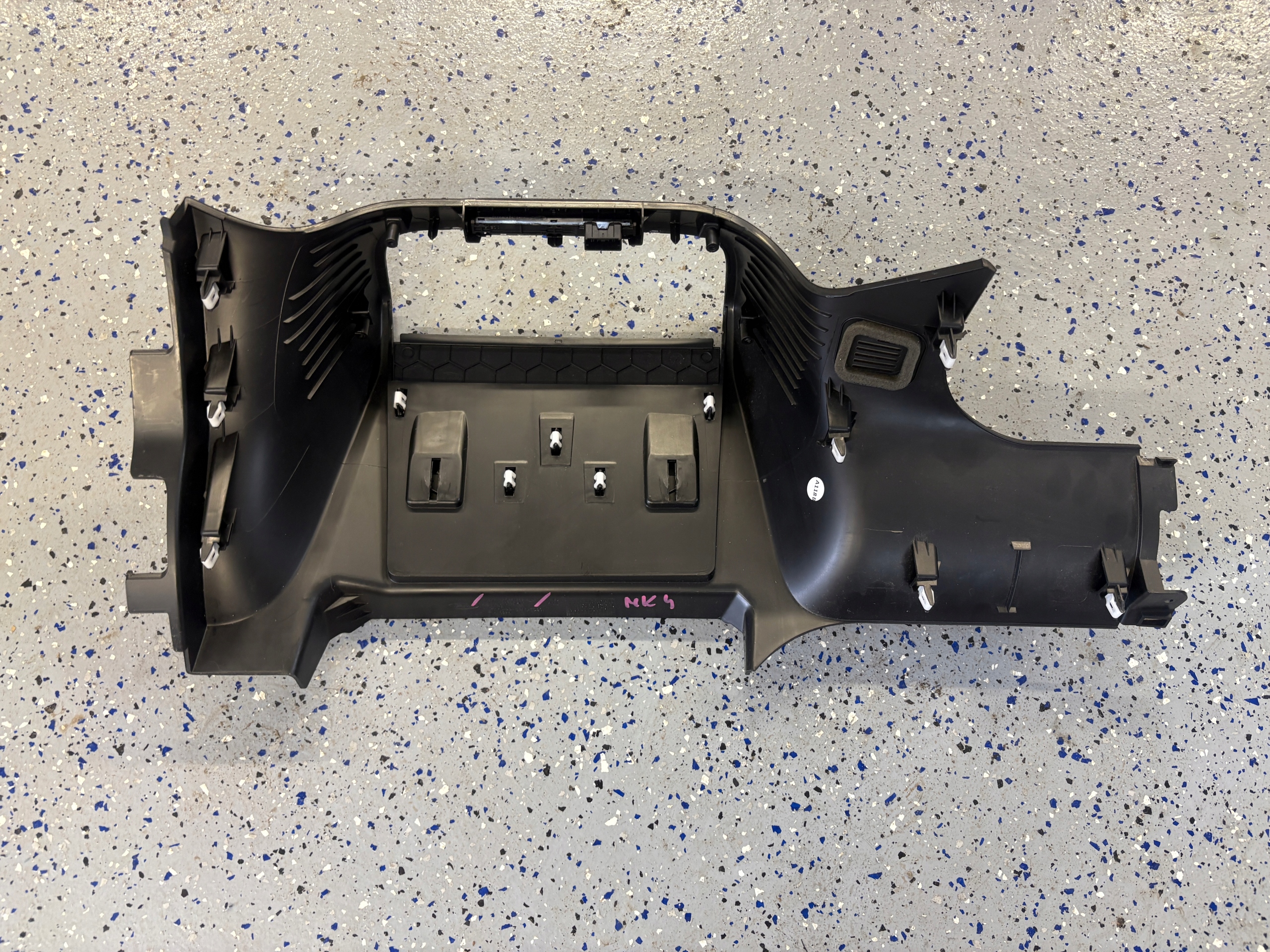 FORD FOCUS MK4 spoiler consoles JX7A046M52-AE