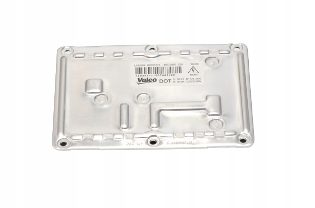 Měnič Napětí Xenon Valeo Volvo XC90 S60 V70 XC70 S80 LAD5GL 89035113 4 pinů