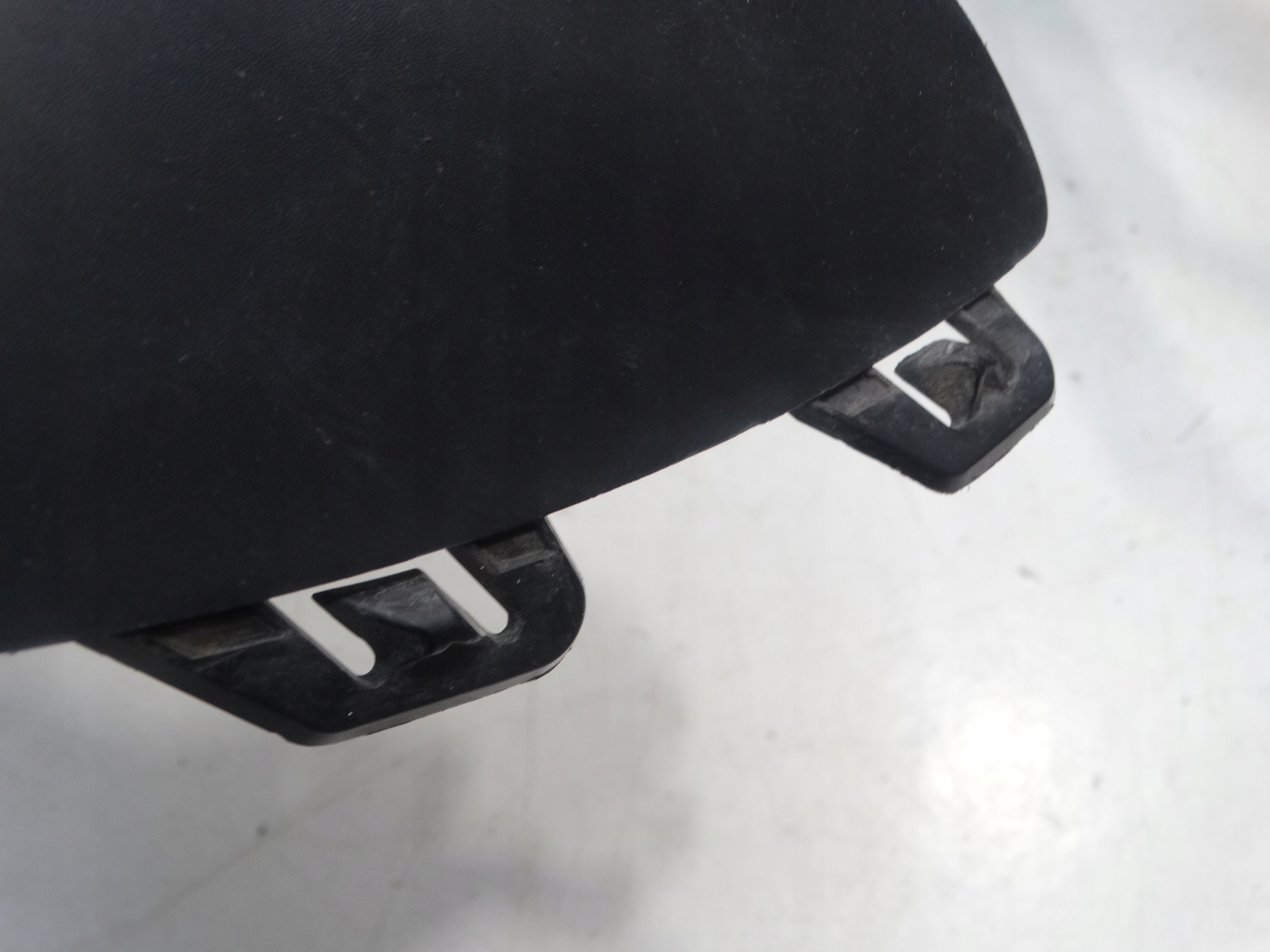 grid fog lights of a bumper right front OPEL COMBO E 9816777880