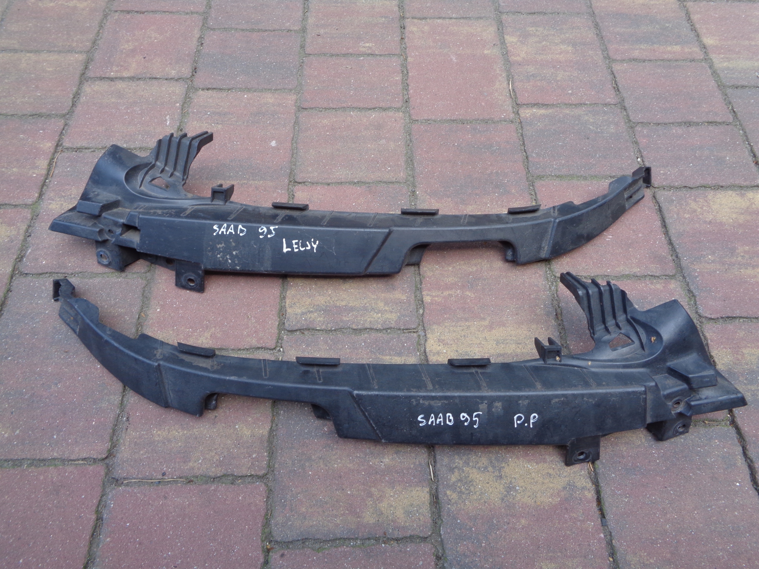 СКОЛЬЗЯЩИЙ ПОД ЛАМПОЙ ЛЕВЫЙ ПРАВЫЙ ПЕРЕДНИЙ SAAB 95 NG 10-12